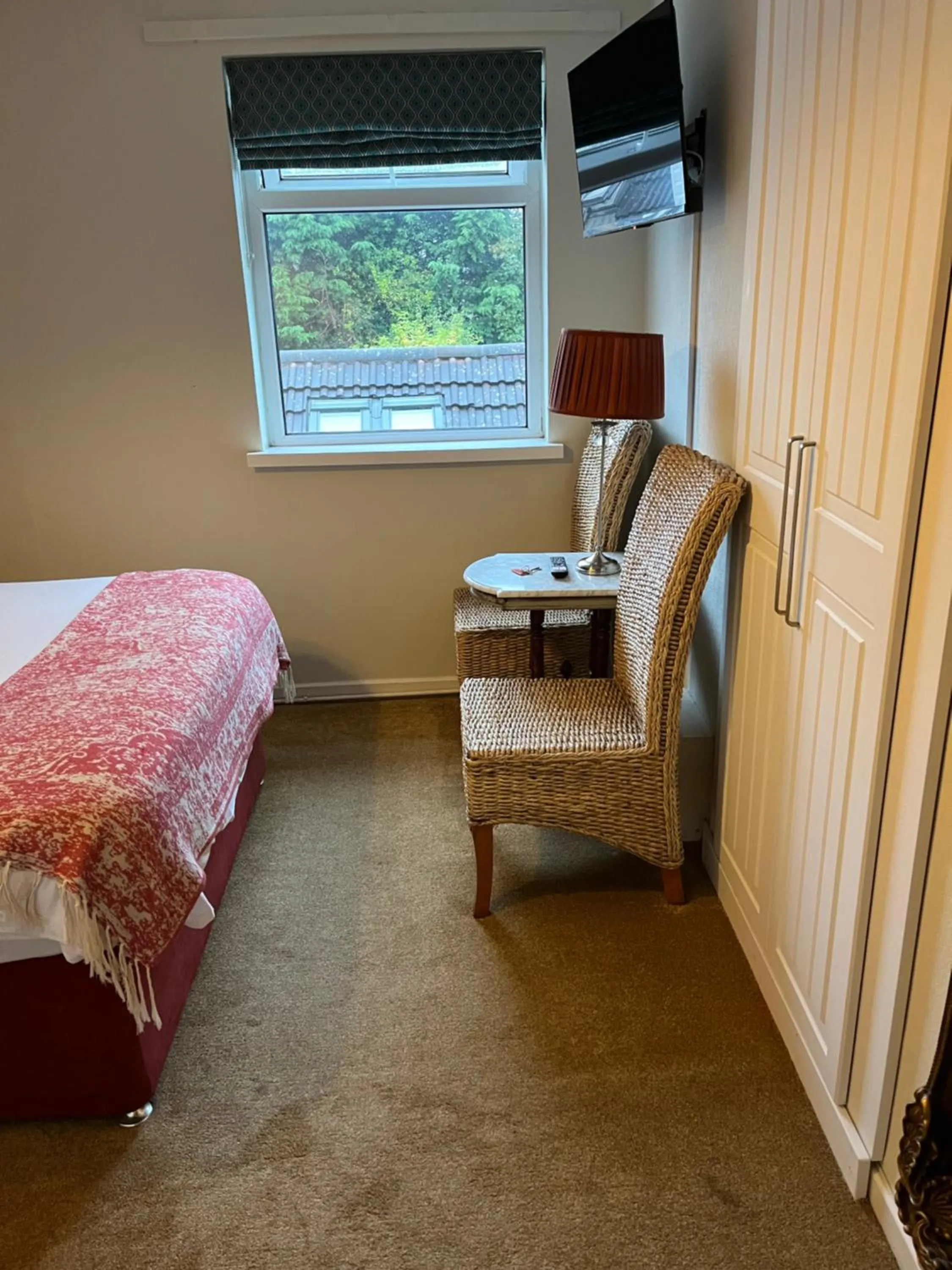 Bed in Overdale Motel