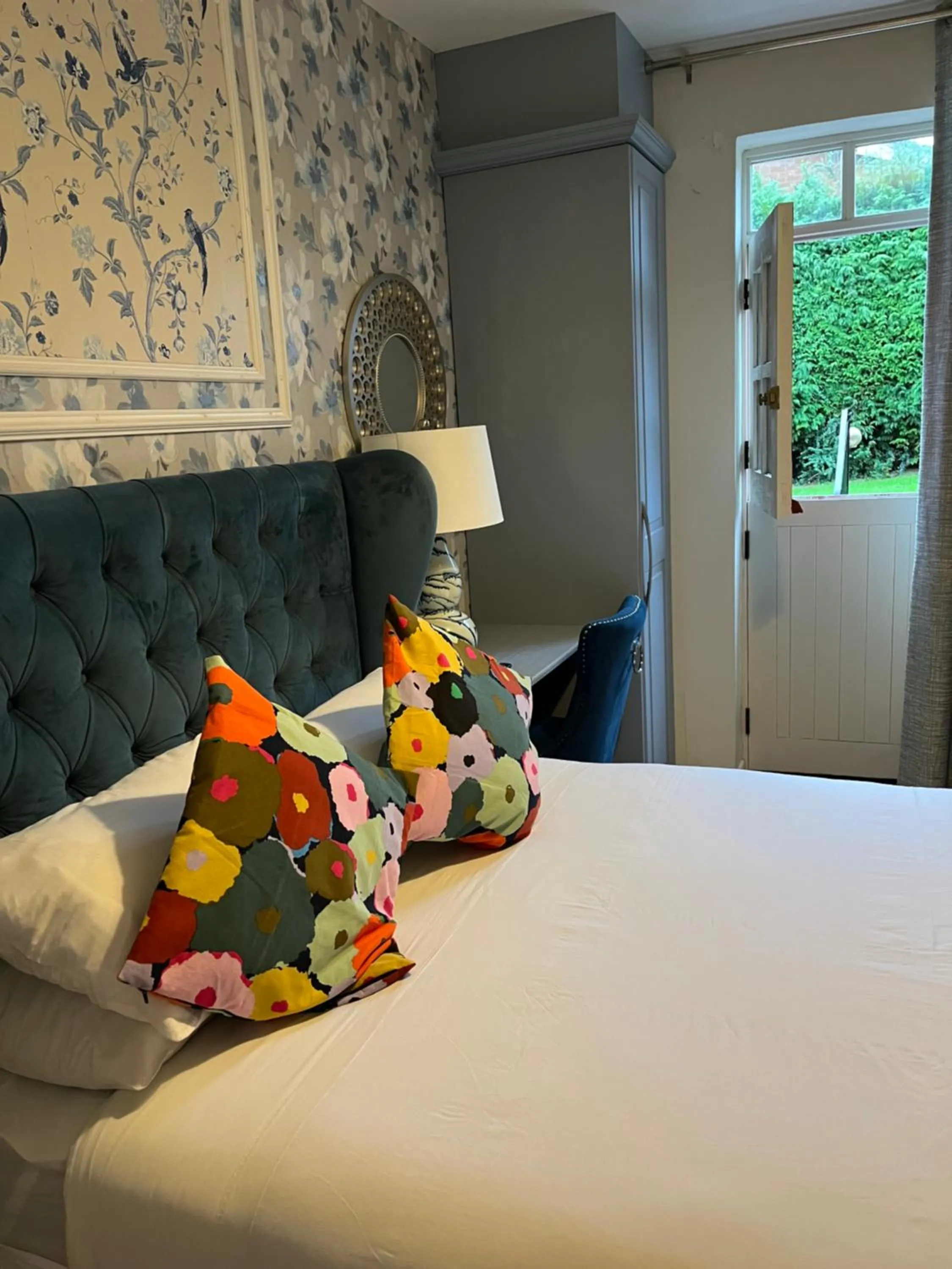 Bed in Overdale Motel