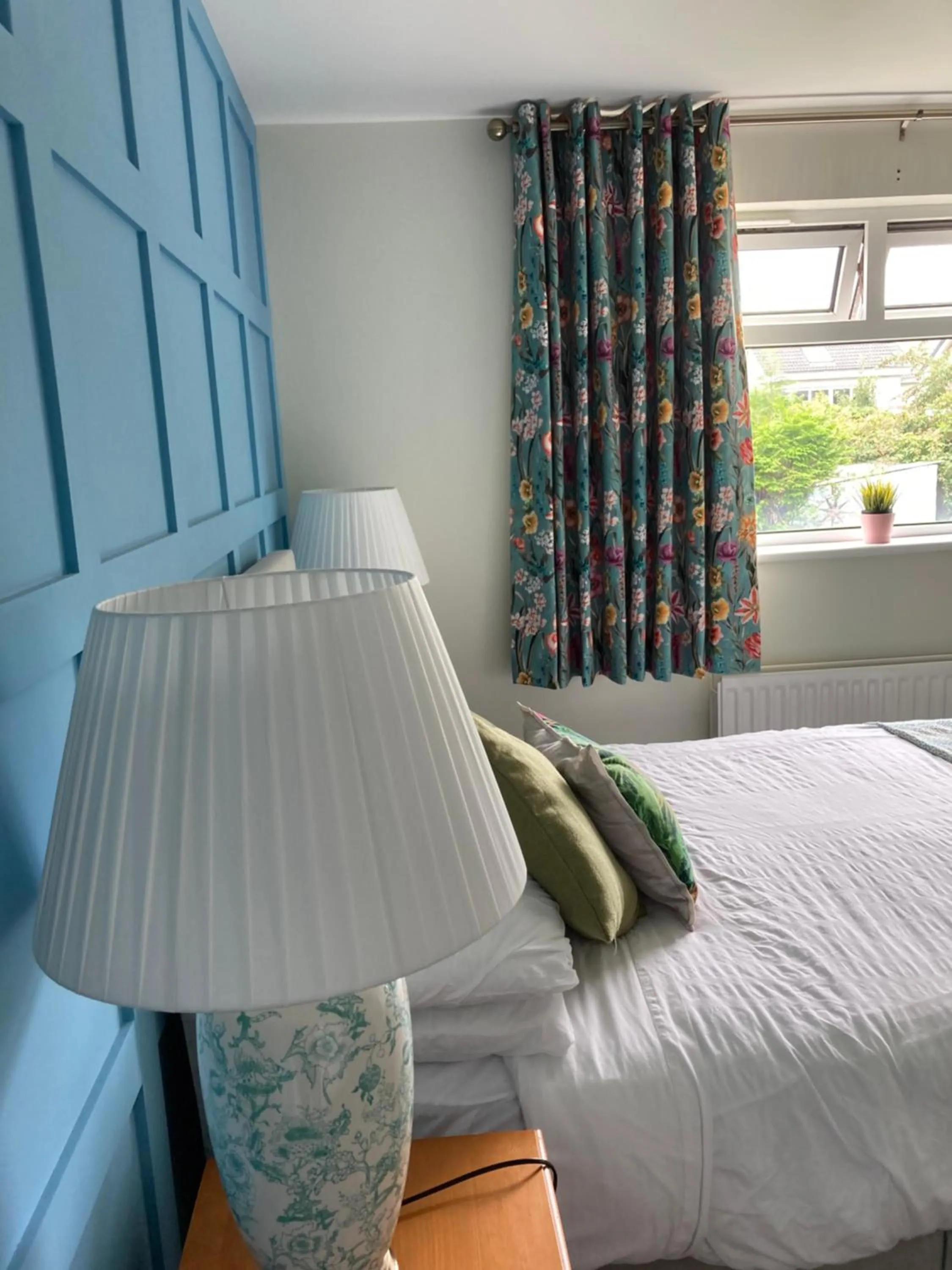 Bed in Overdale Motel