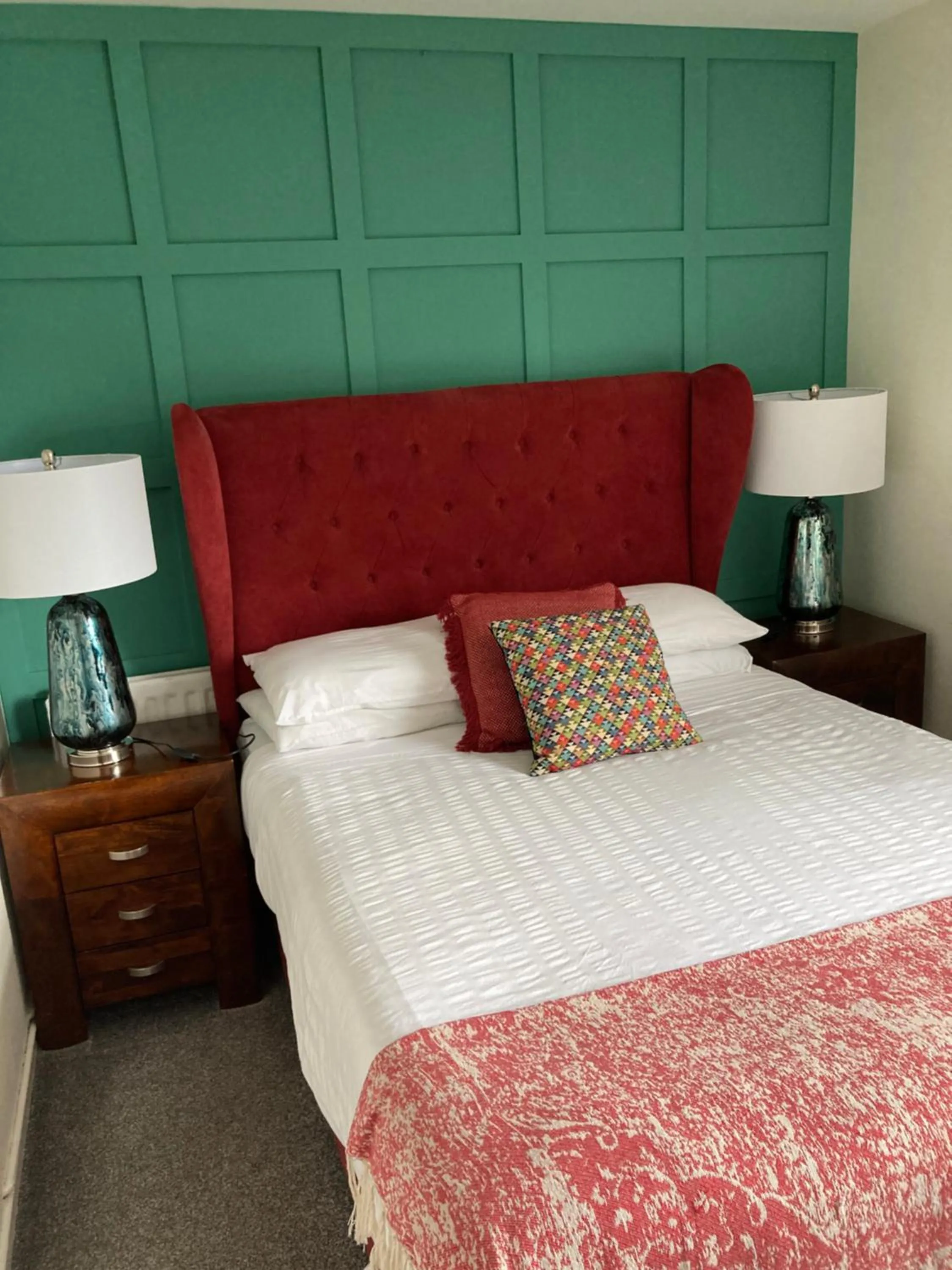 Bed in Overdale Motel