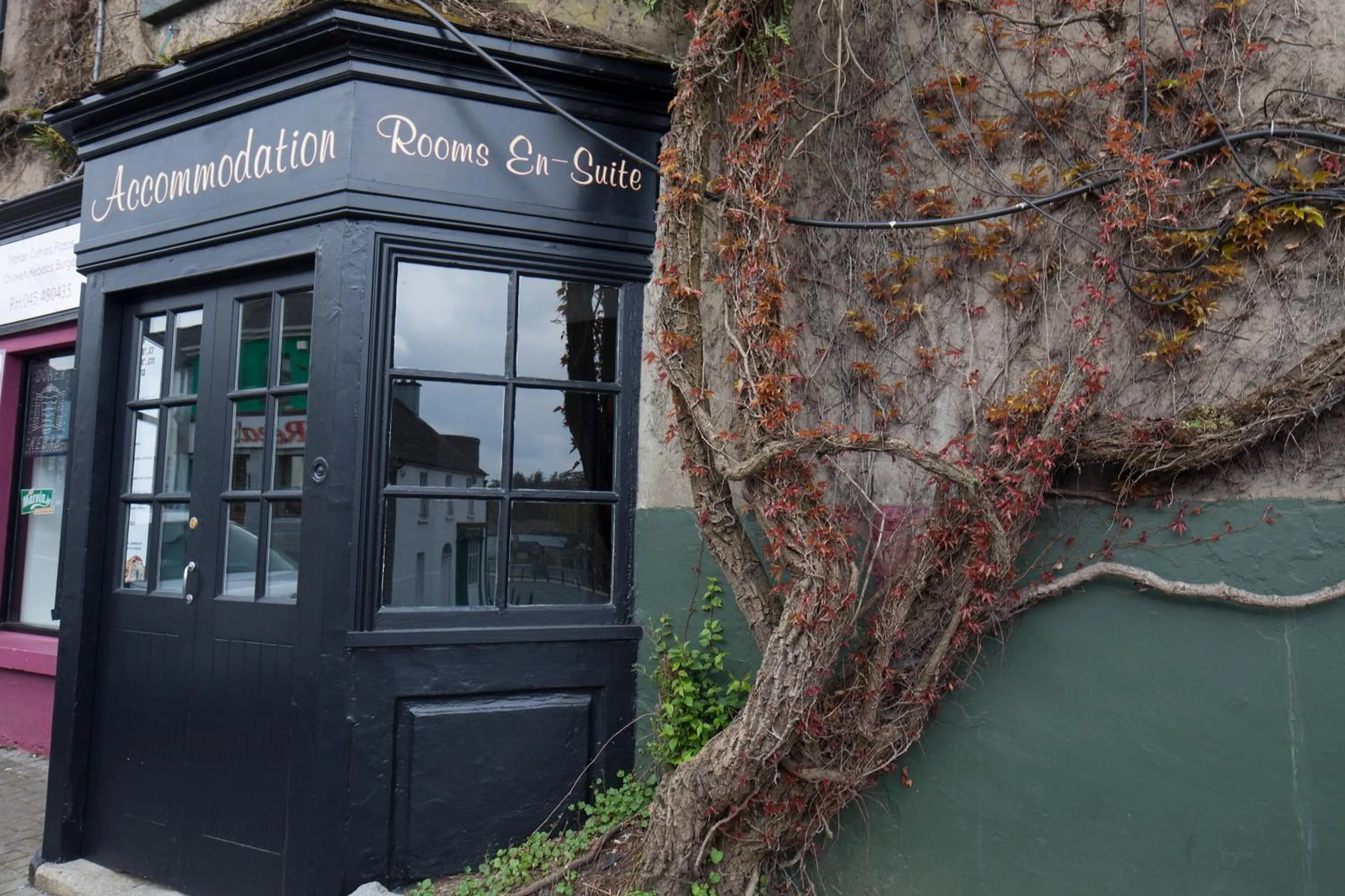 Facade/entrance in The Rooms at Bardons