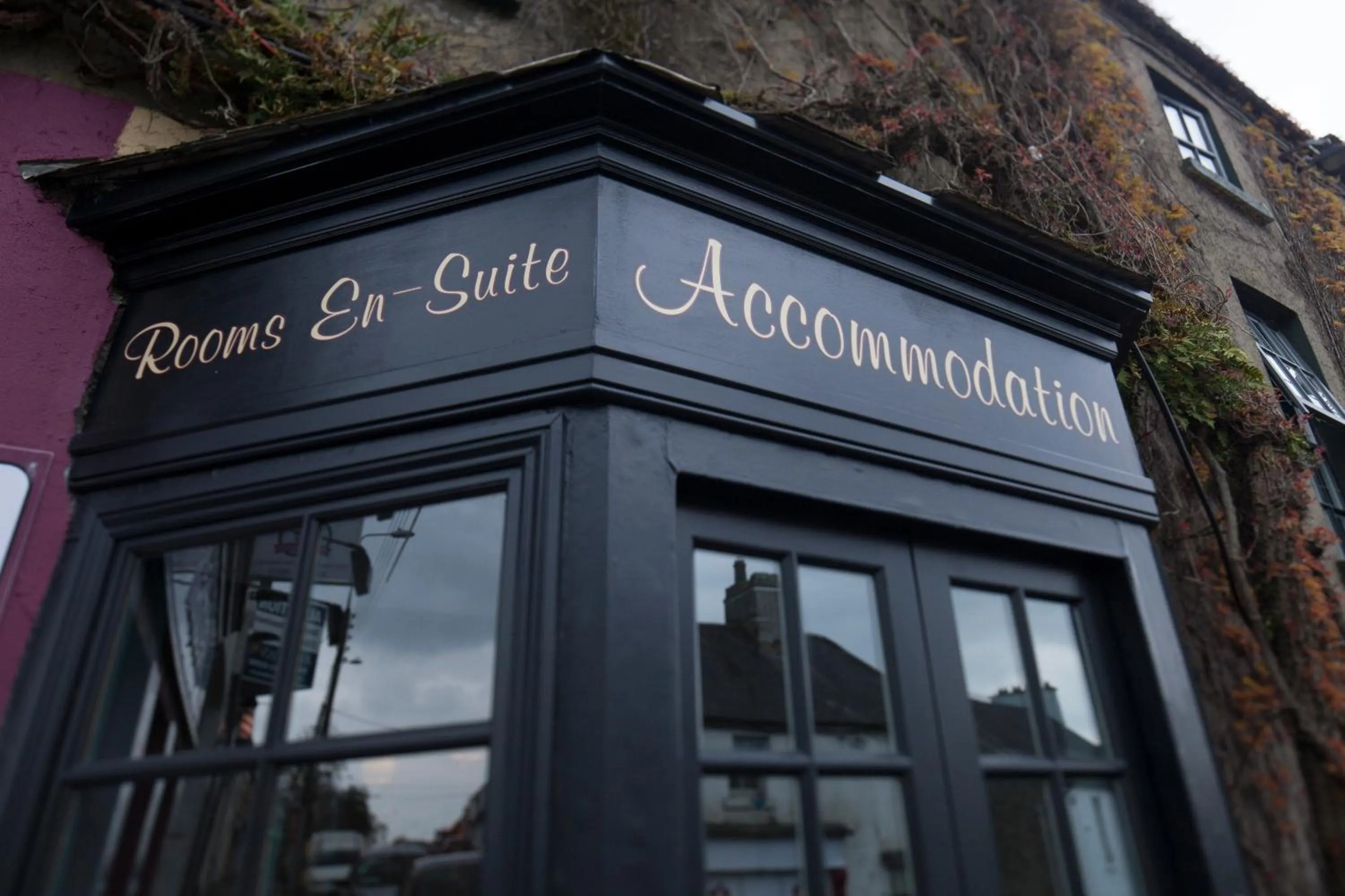 Facade/entrance in The Rooms at Bardons