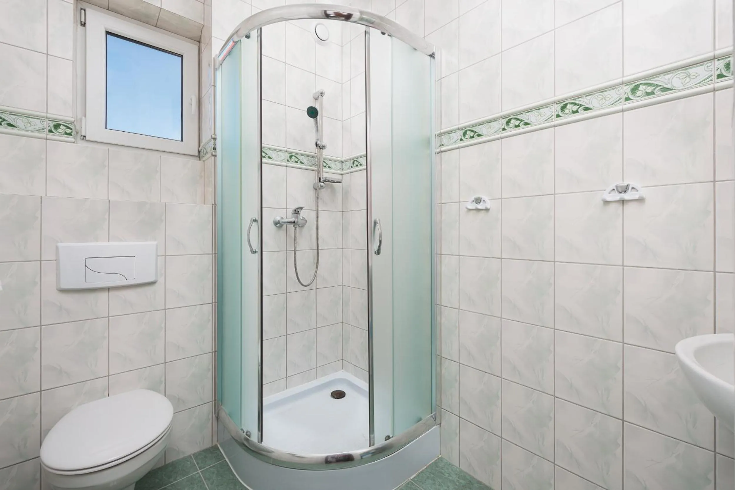 Shower in Willa B&B Maszoperii 15