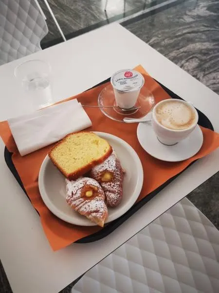 Breakfast in Hotel Boomerang