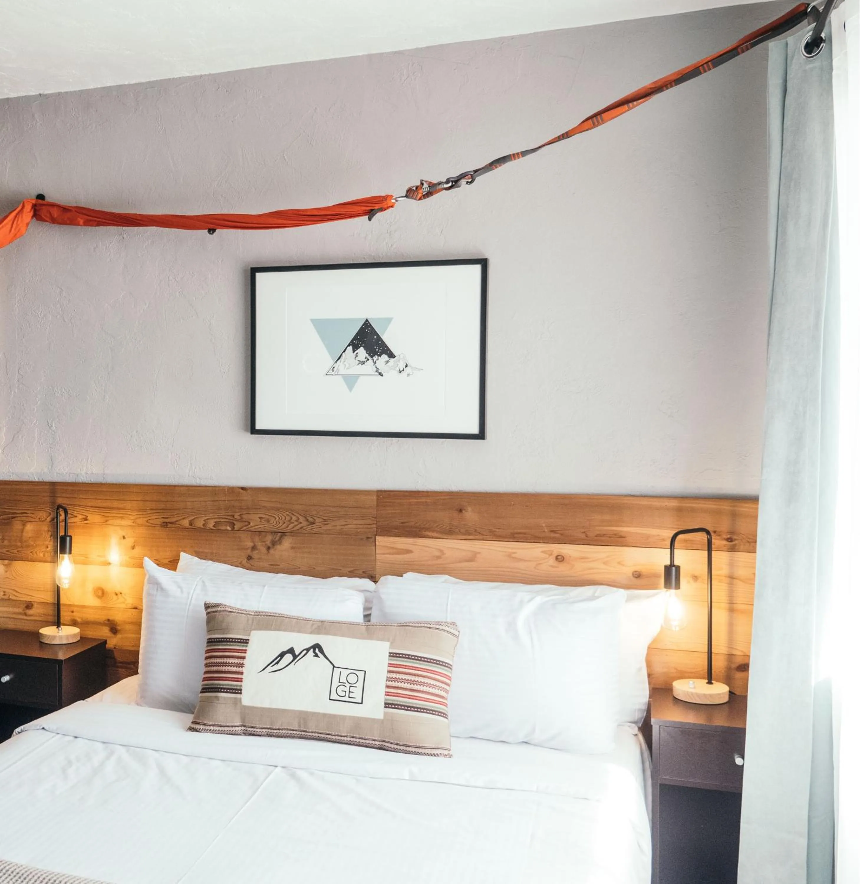 Bed in Summit View Inn