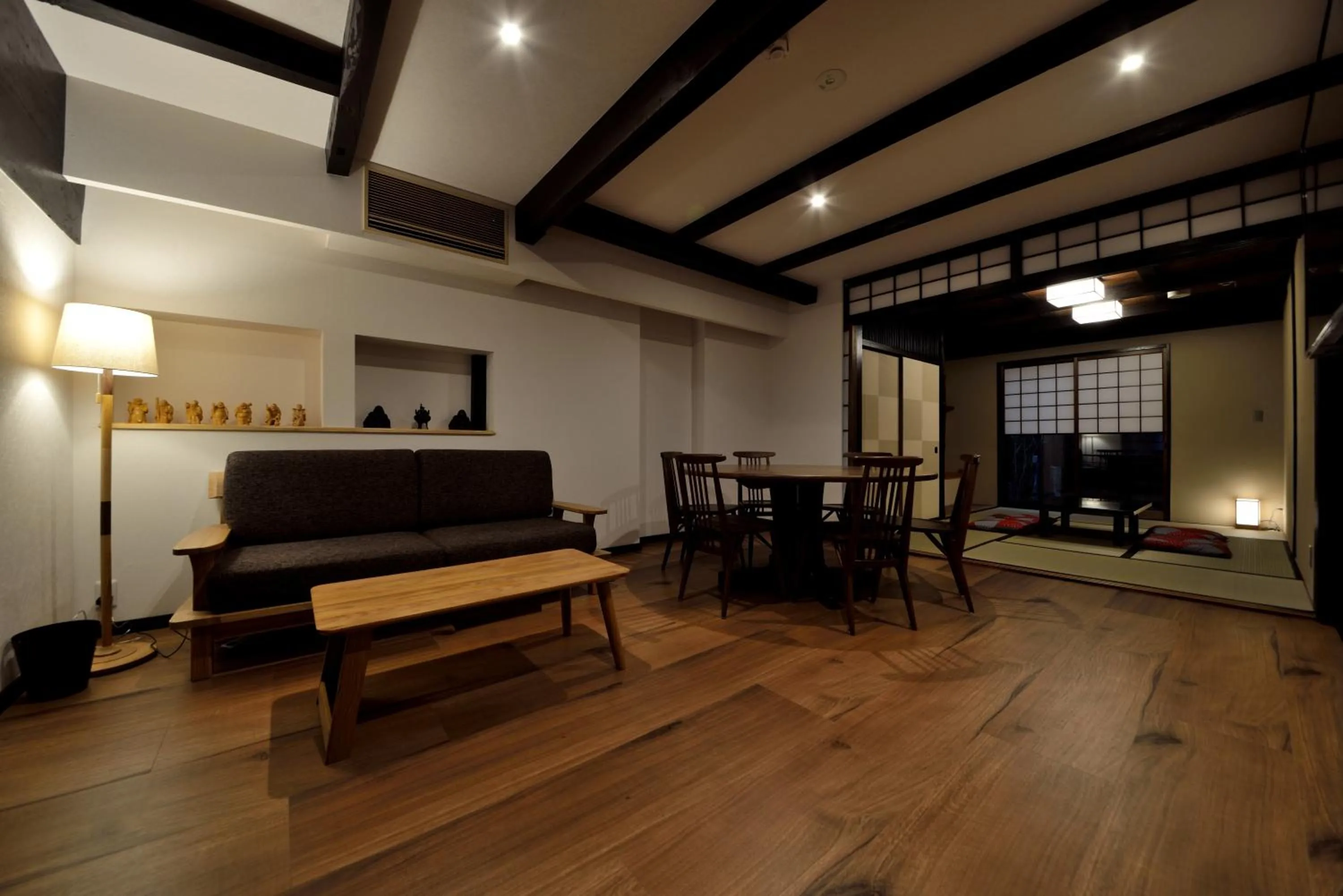 Living room in Machiya Kamo River 7