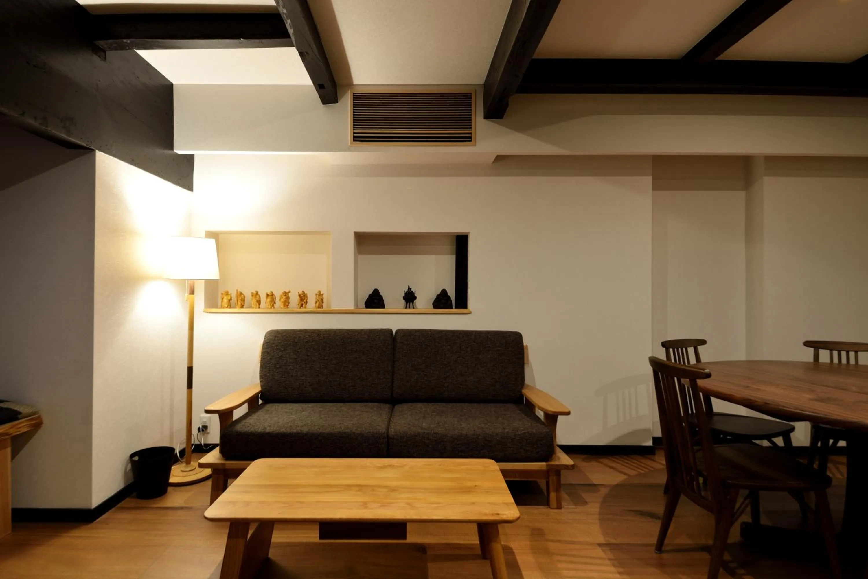 Living room in Machiya Kamo River 7