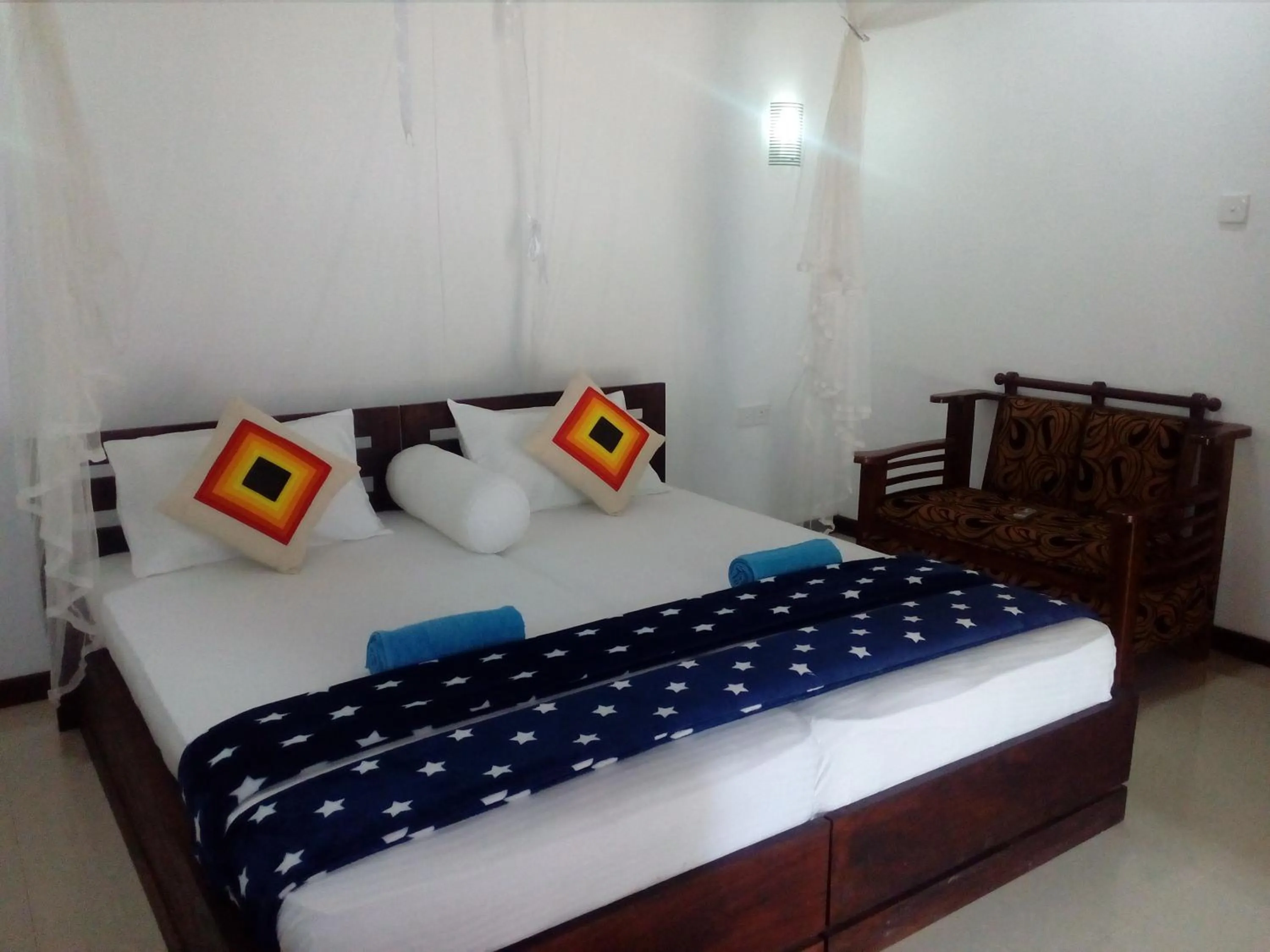 Bedroom, Bed in Little Cottage