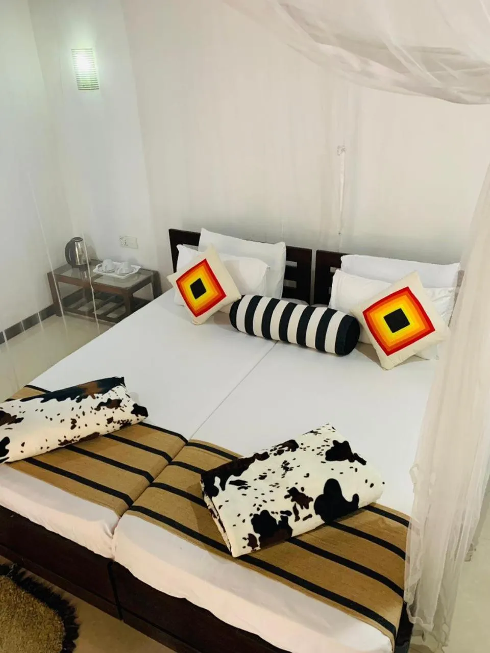 Bedroom, Bed in Little Cottage