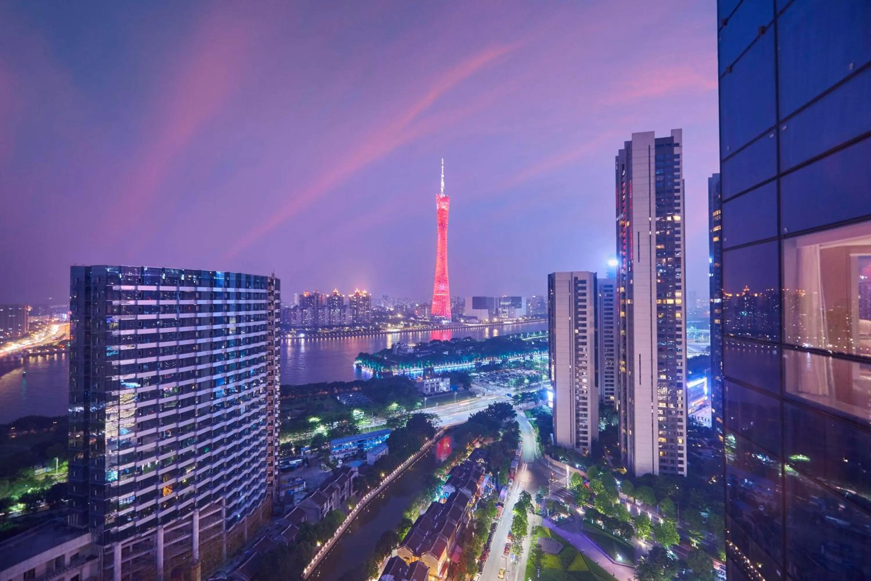 Property building in Conrad Guangzhou