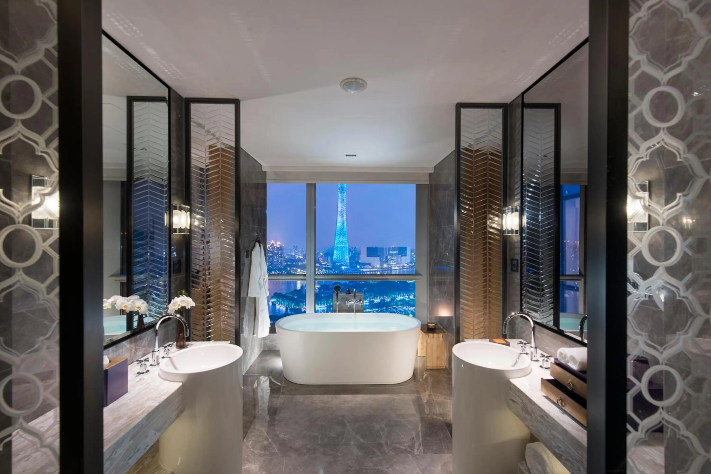 Bathroom in Conrad Guangzhou