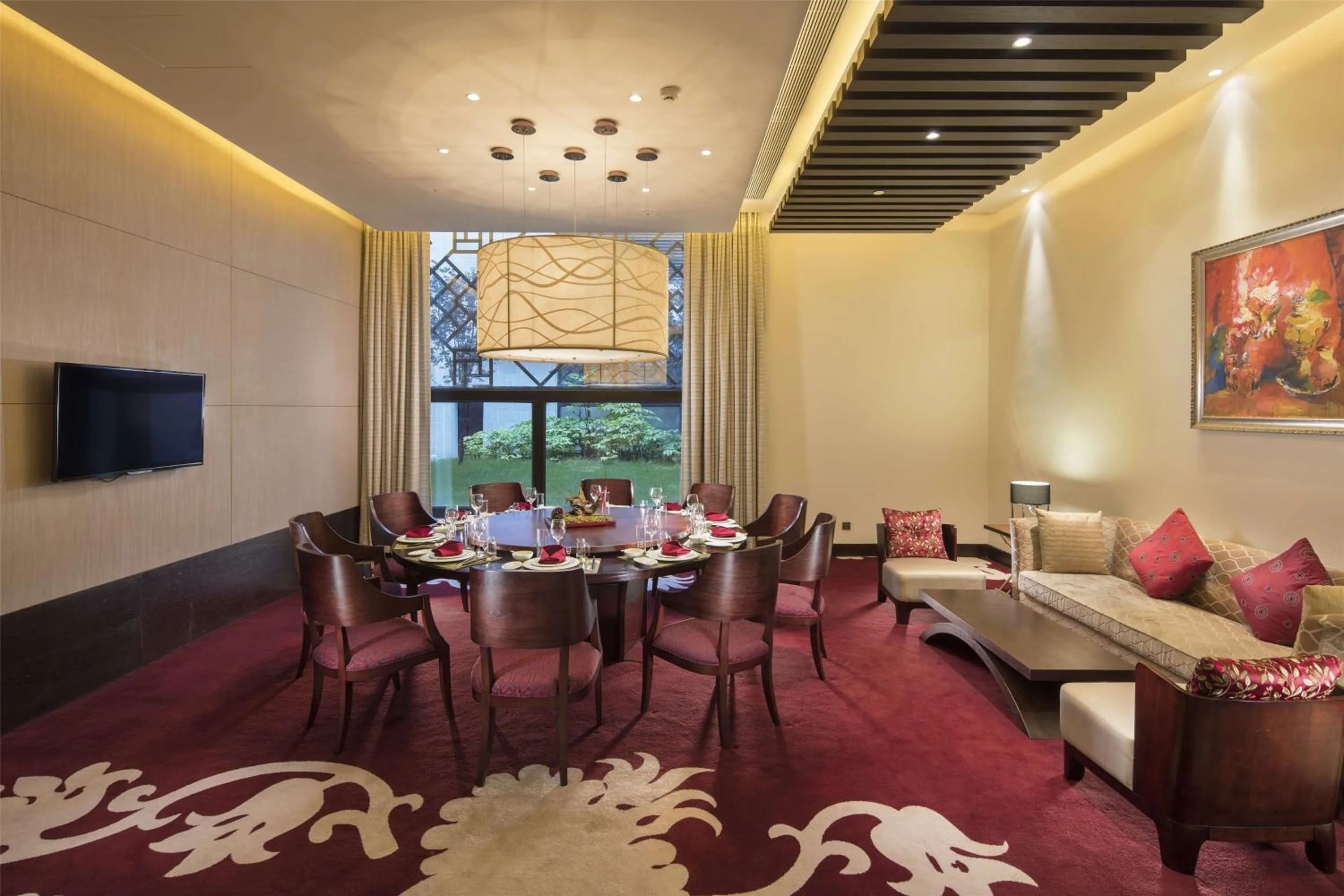 Restaurant/places to eat in Hilton Linzhi Resort