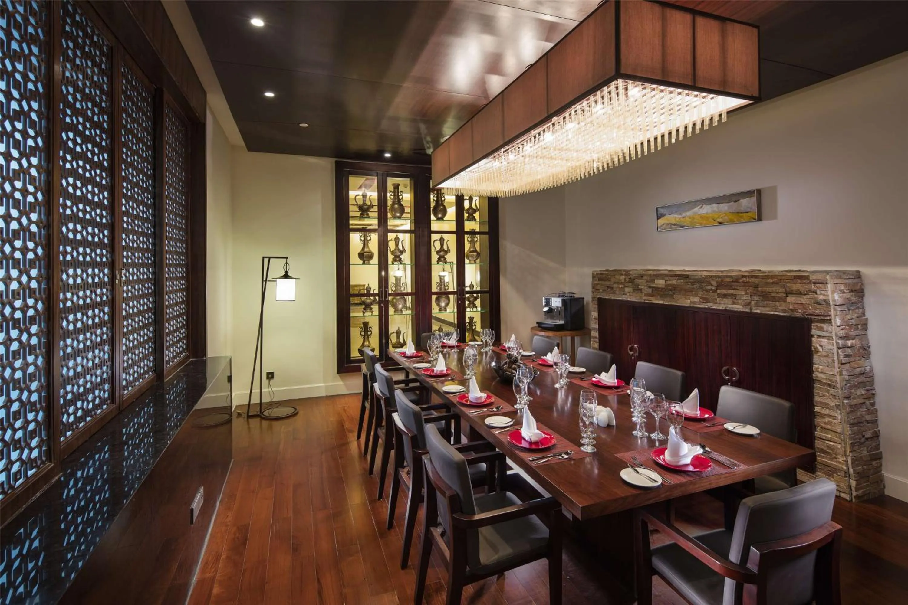 Restaurant/places to eat in Hilton Linzhi Resort