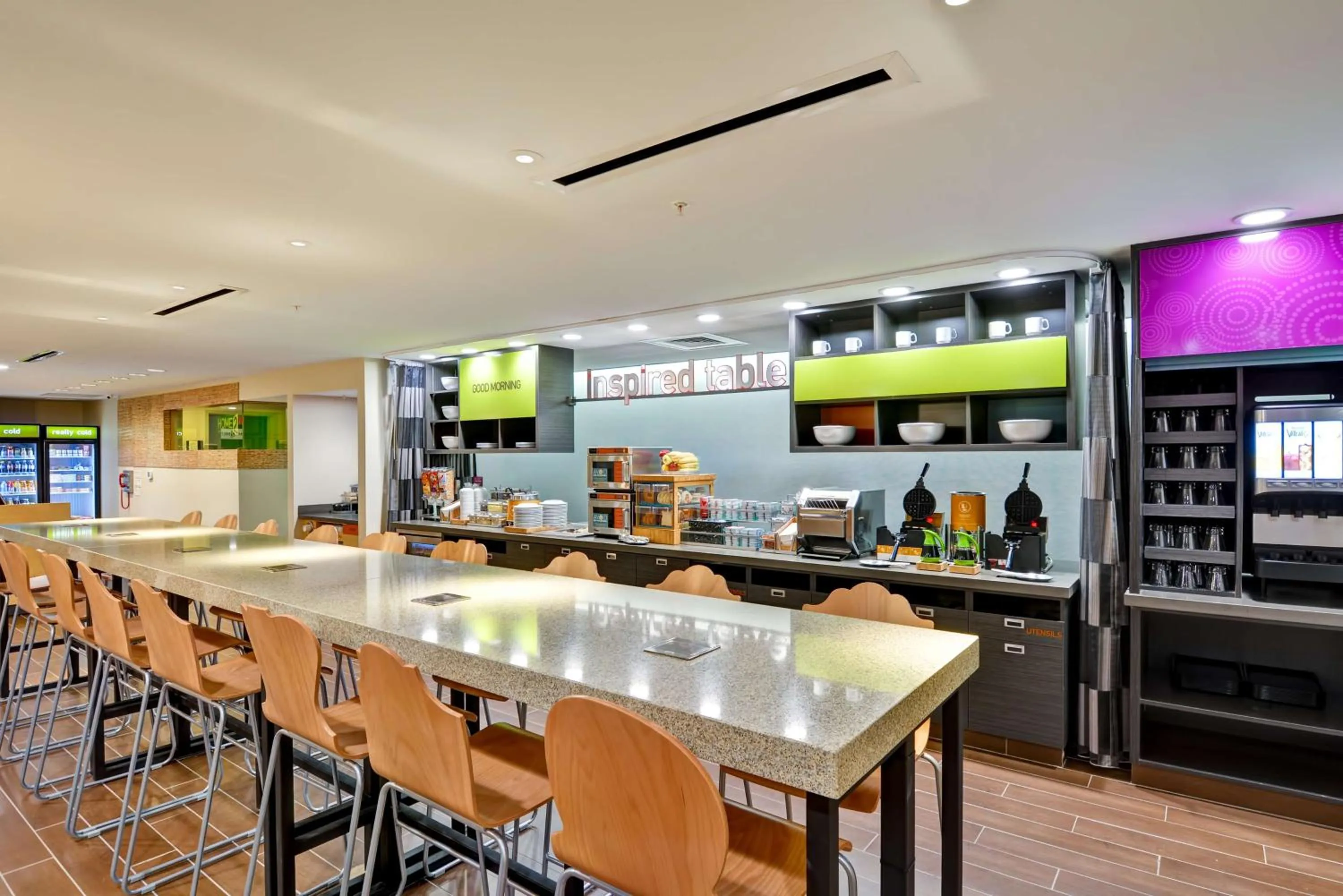 Dining area in Home2 Suites By Hilton Stafford Quantico