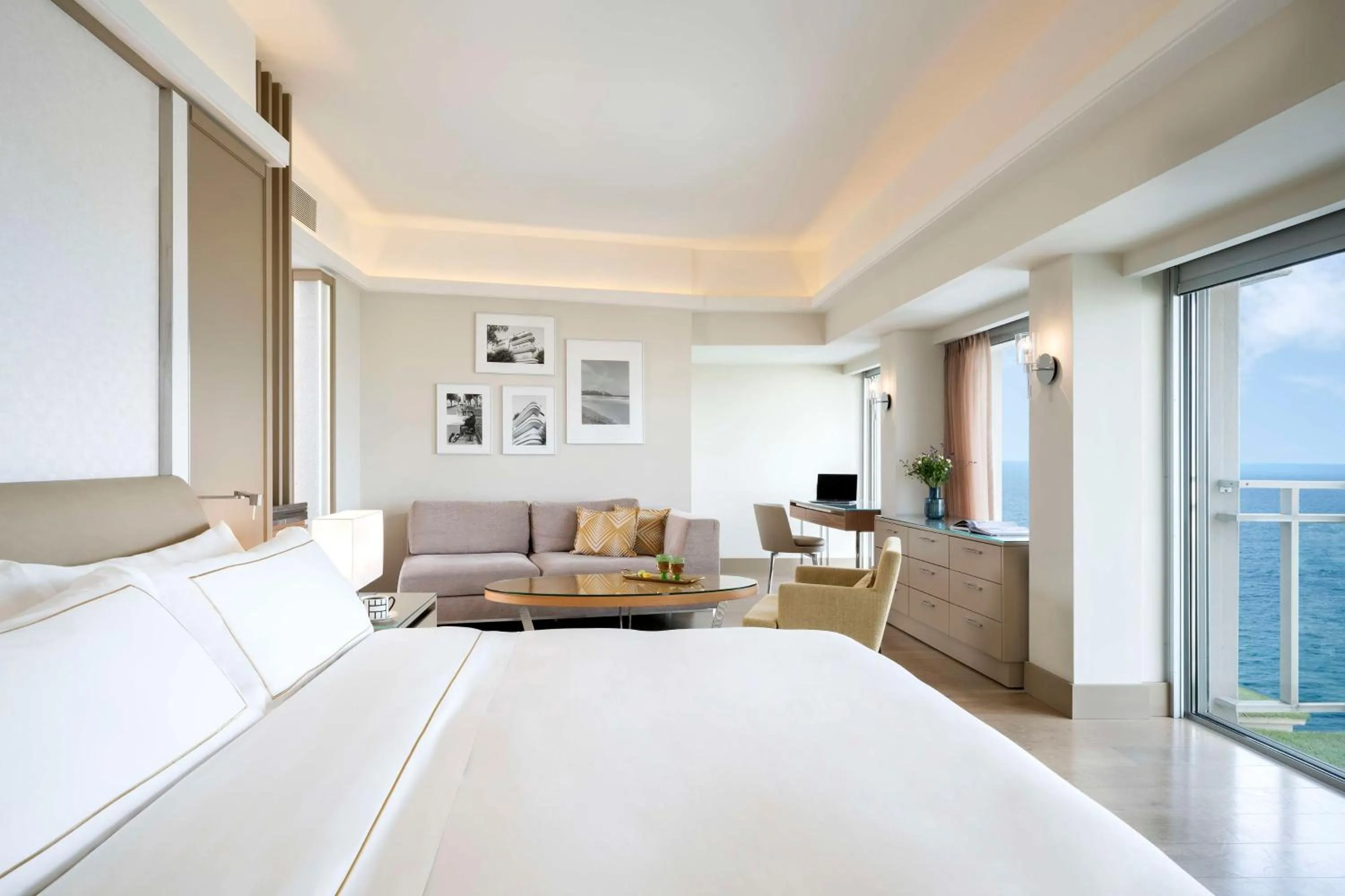 Living room, Bed in The Vista At Hilton Tel Aviv