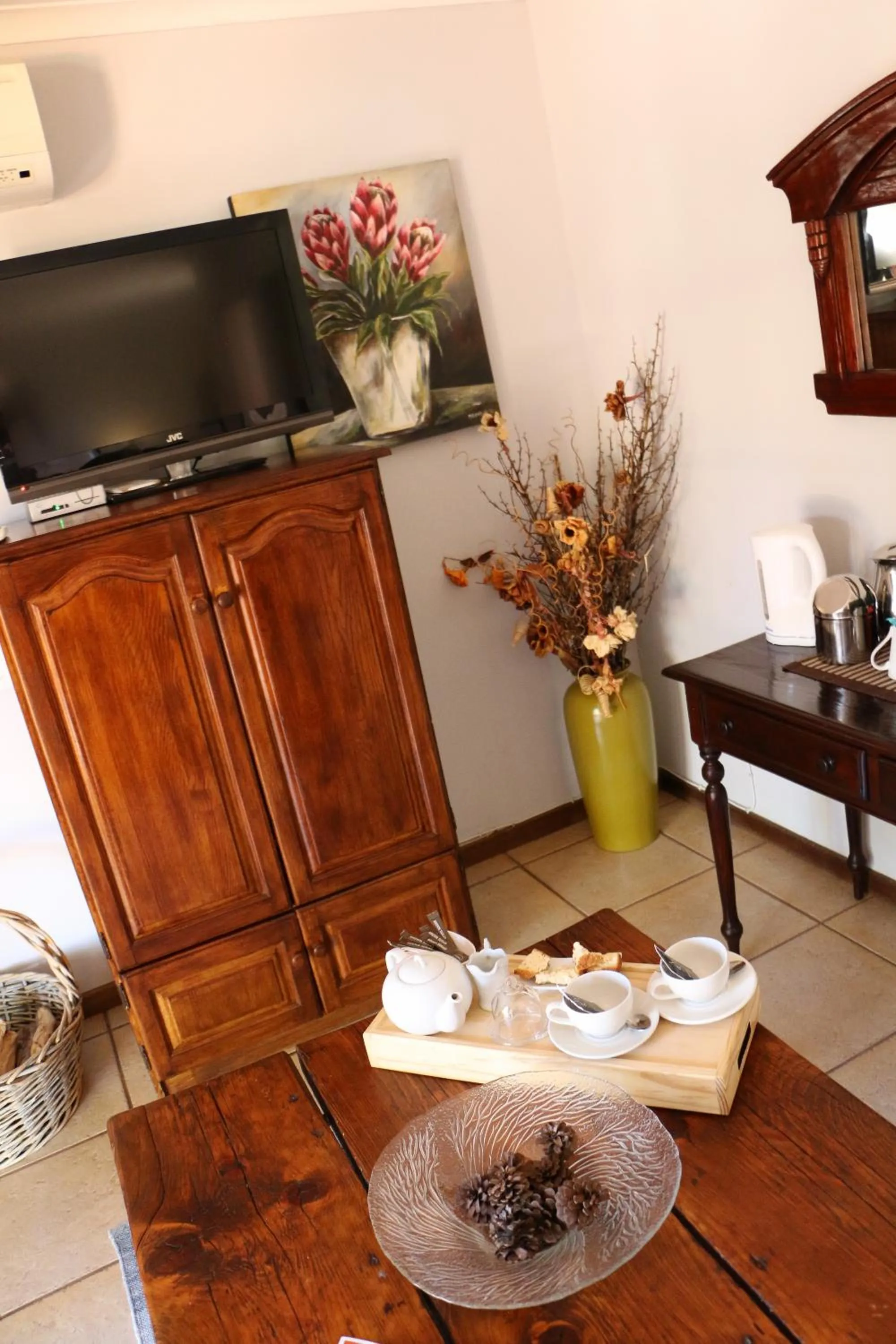 TV and multimedia in Daisy Country Lodge