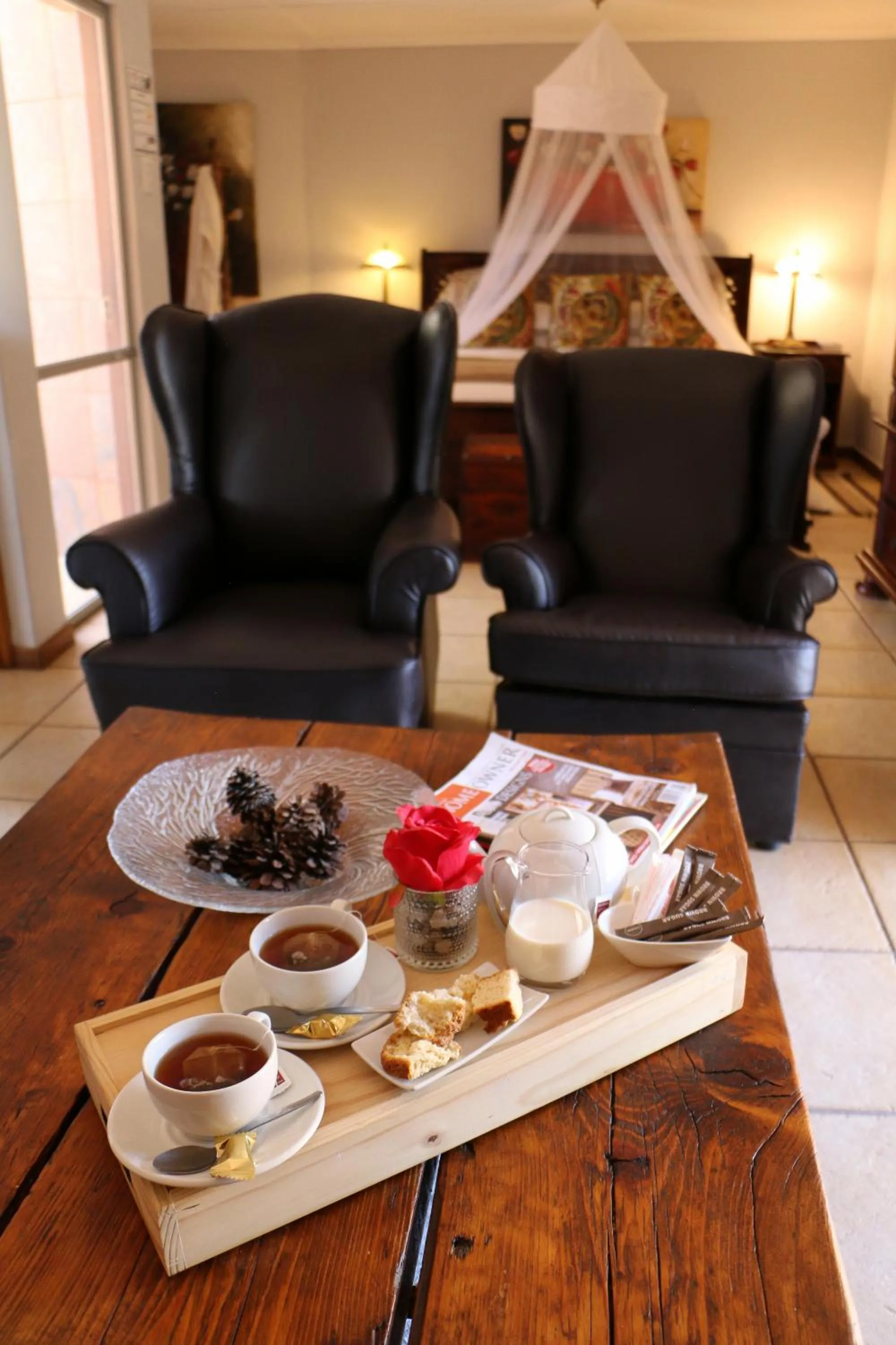 Seating area in Daisy Country Lodge