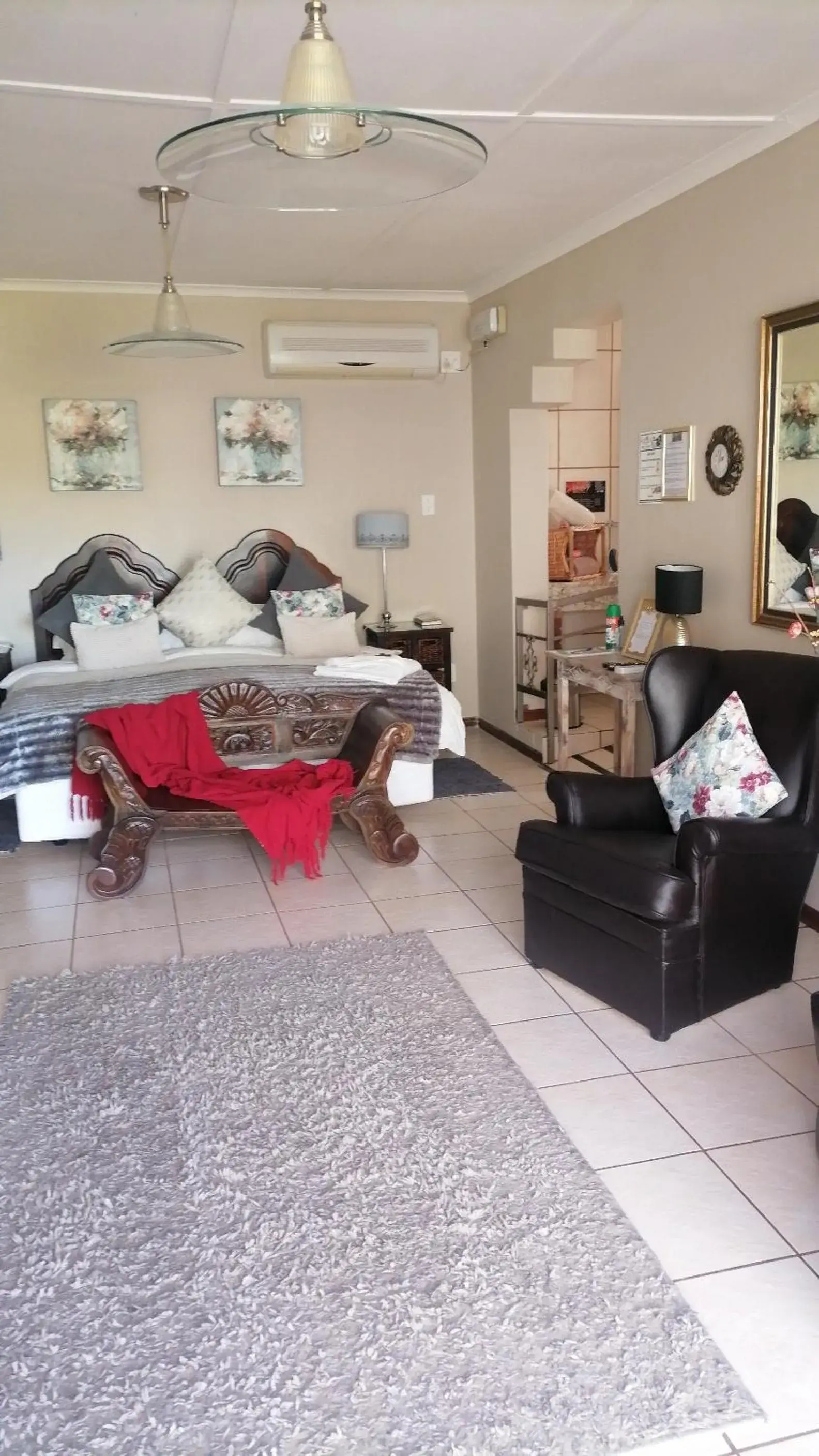 Double or Twin Room - single occupancy - Disability Access in Daisy Country Lodge Double or Twin Room - single occupancy - Disability Access in Daisy Country Lodge