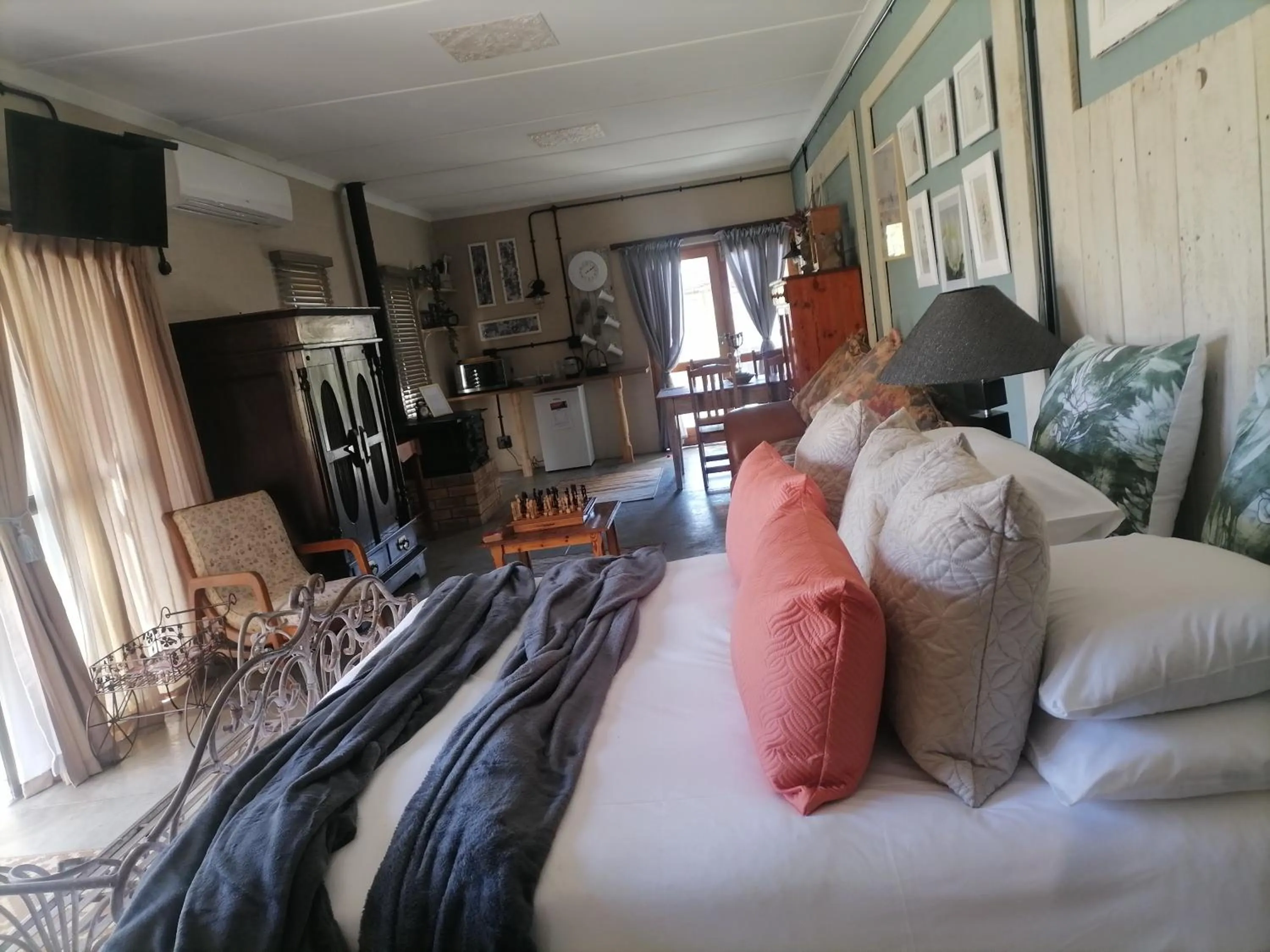 TV and multimedia in Daisy Country Lodge