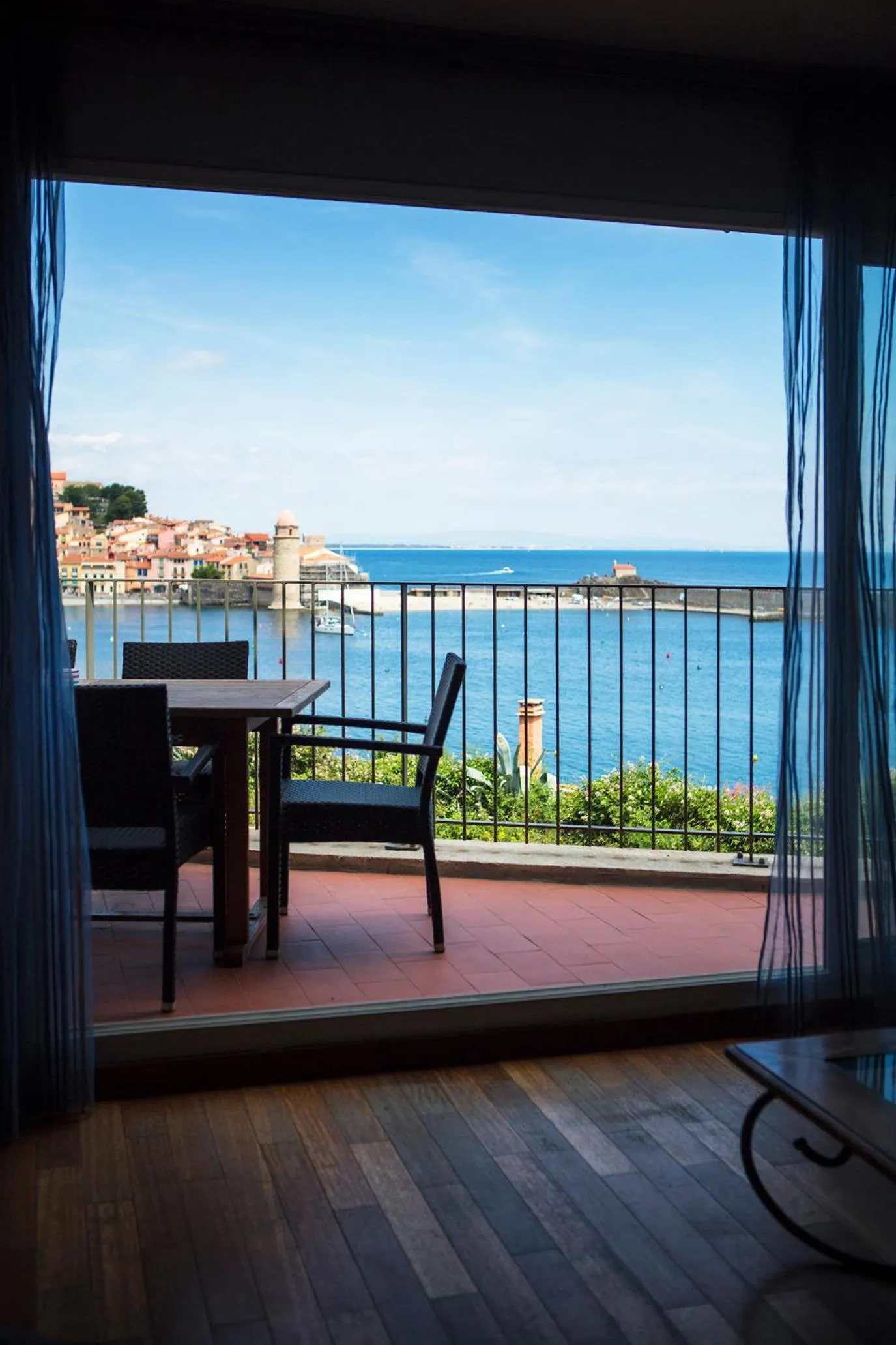 Sea view in Hotel Le Bon Port