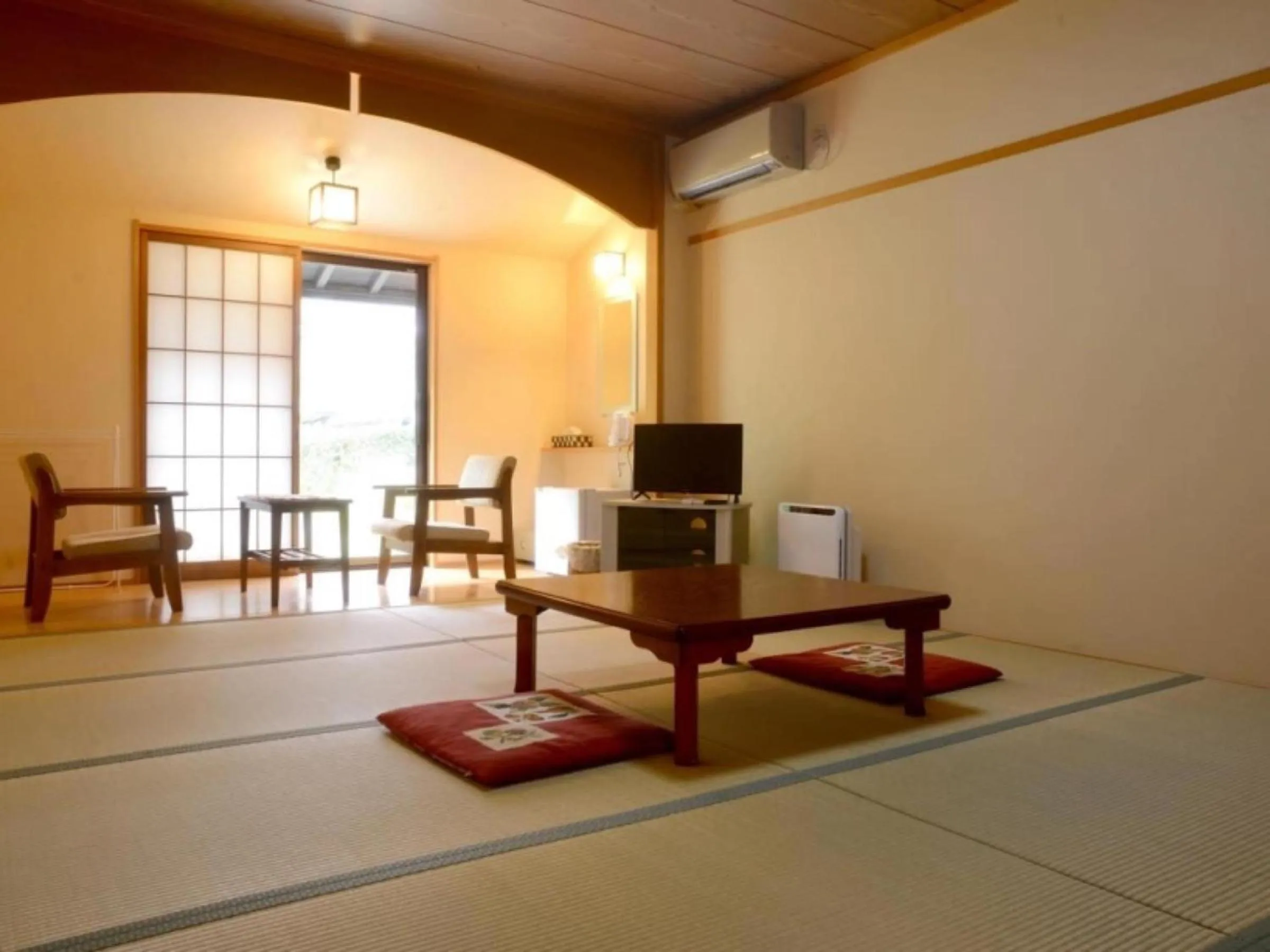 Photo of the whole room in Hiyoshi Forest Resort Yamanoie