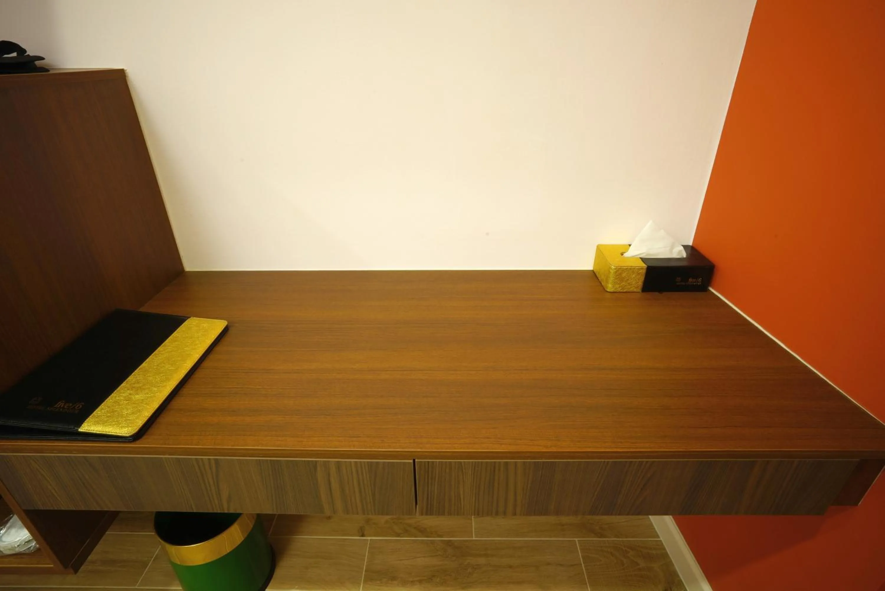 Area and facilities in five6 Hotel Splendour