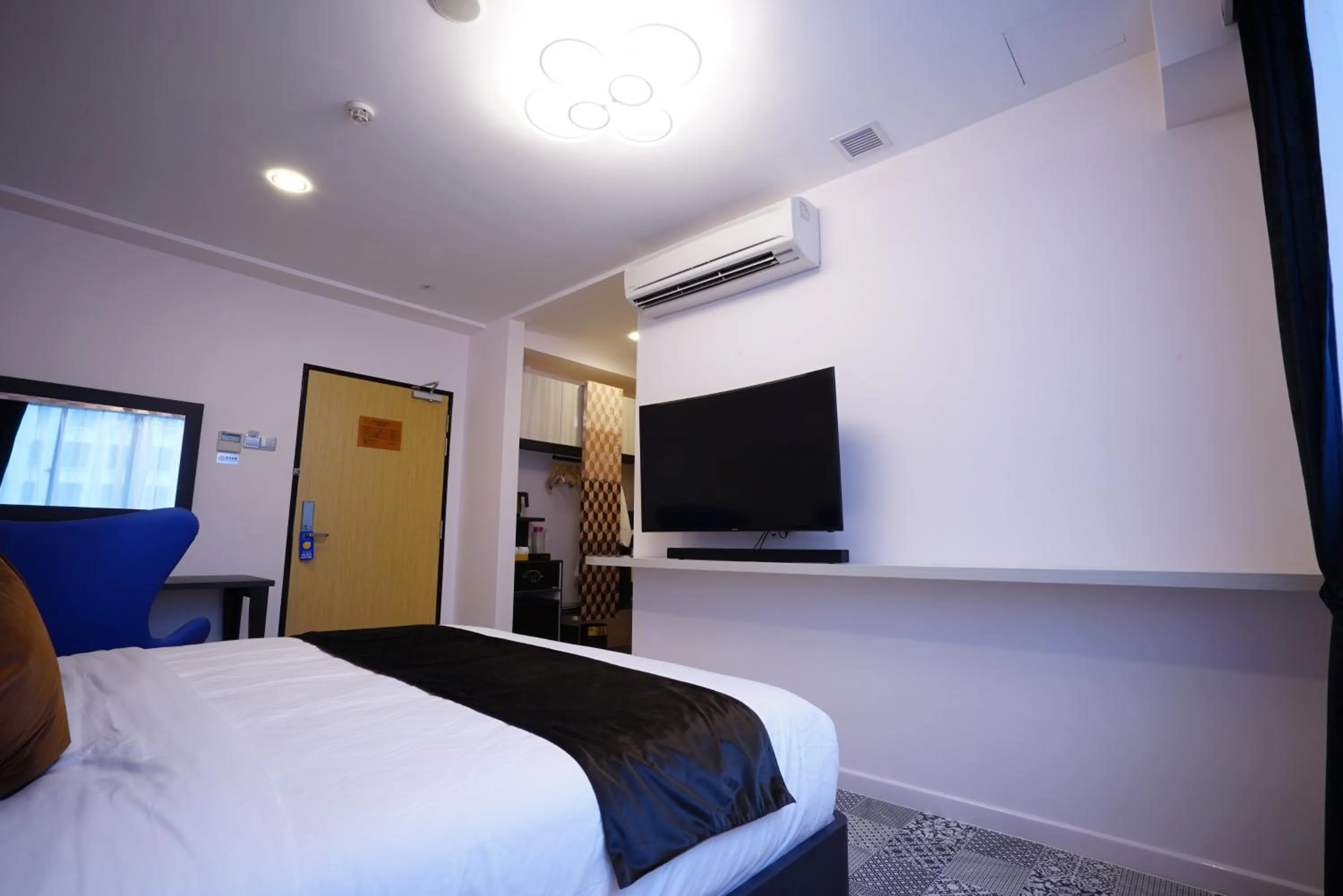 Bed in five6 Hotel Splendour