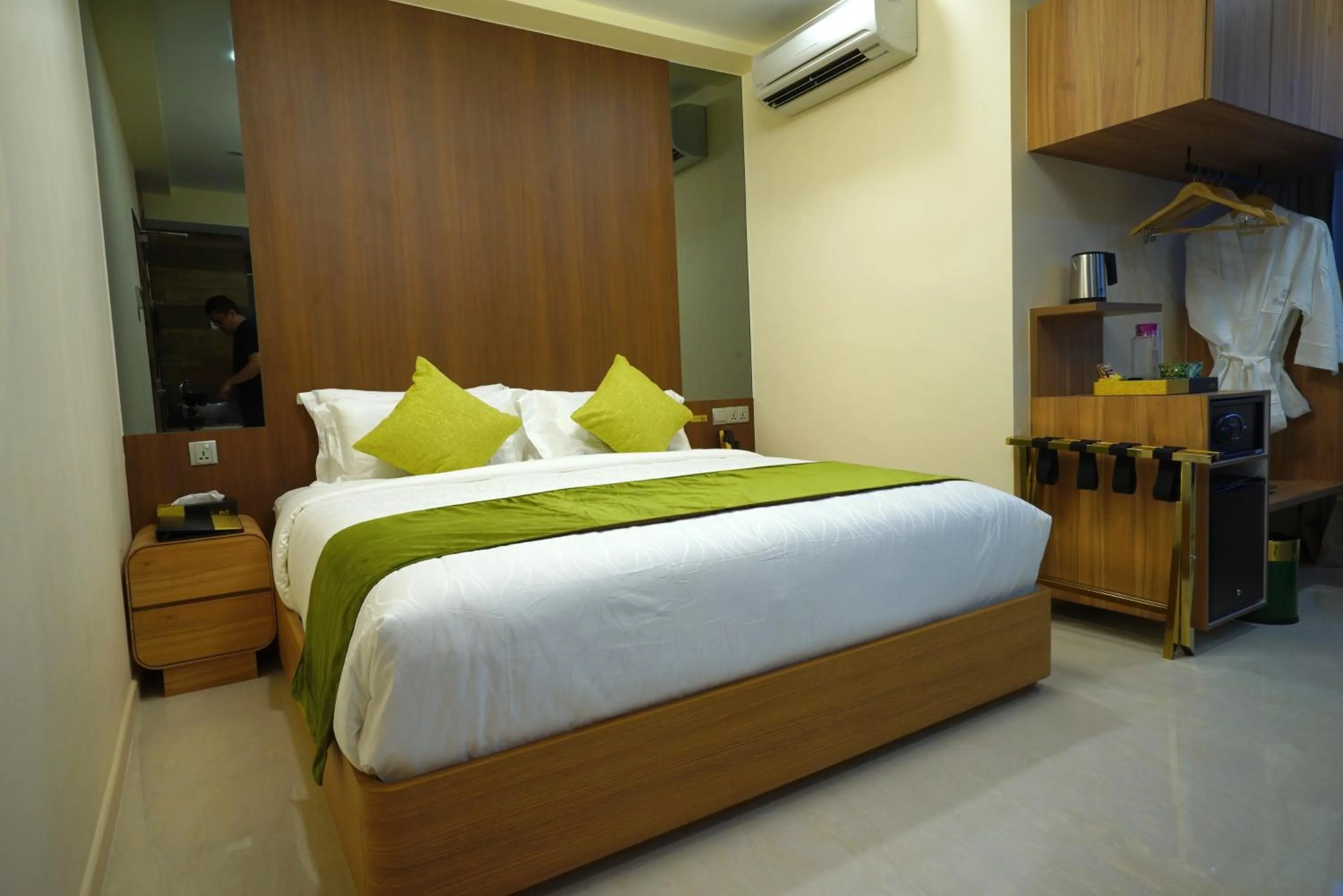 Bed in five6 Hotel Splendour