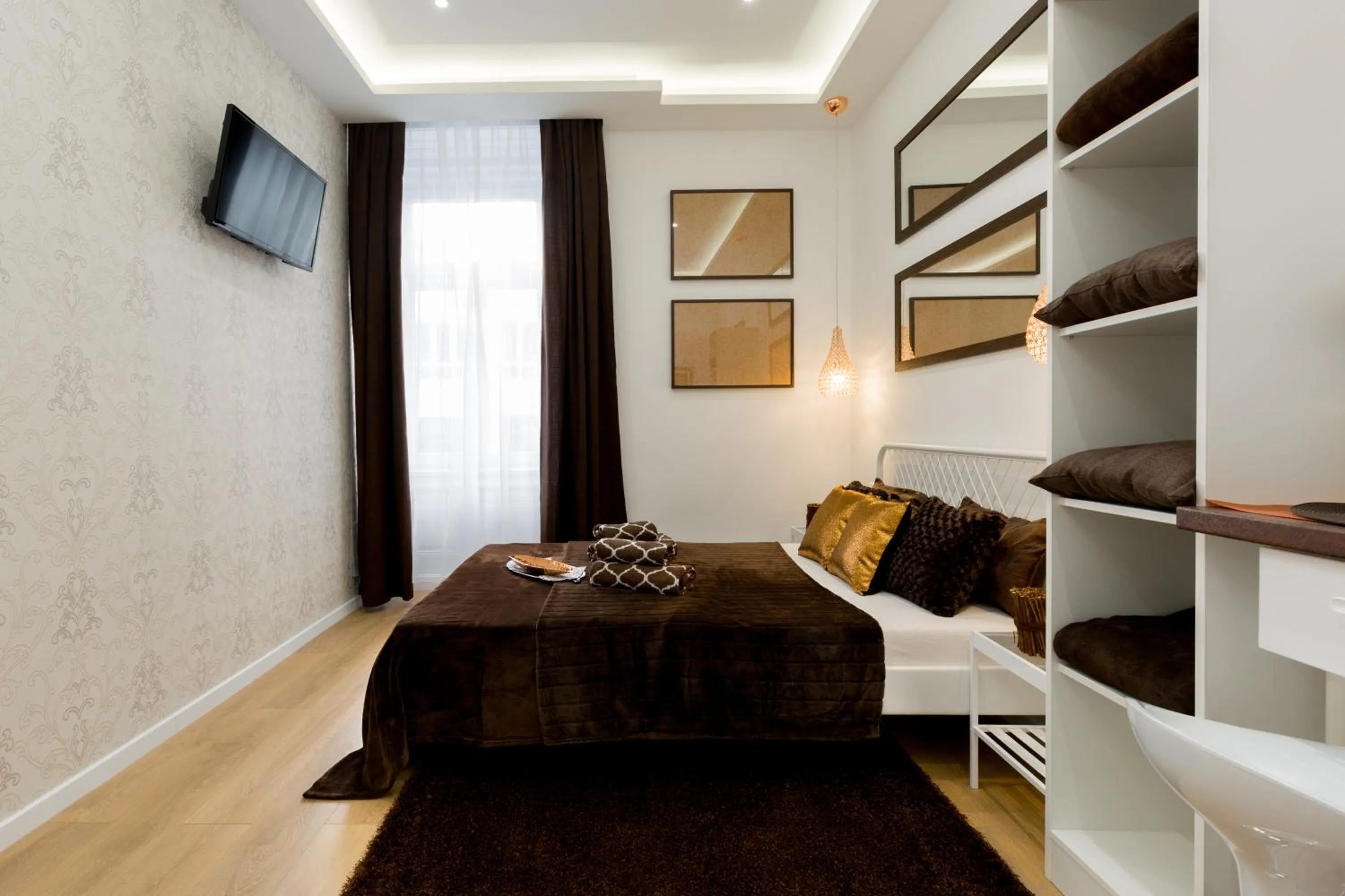 Photo of the whole room, Bed in Budapest Holidays Fashion