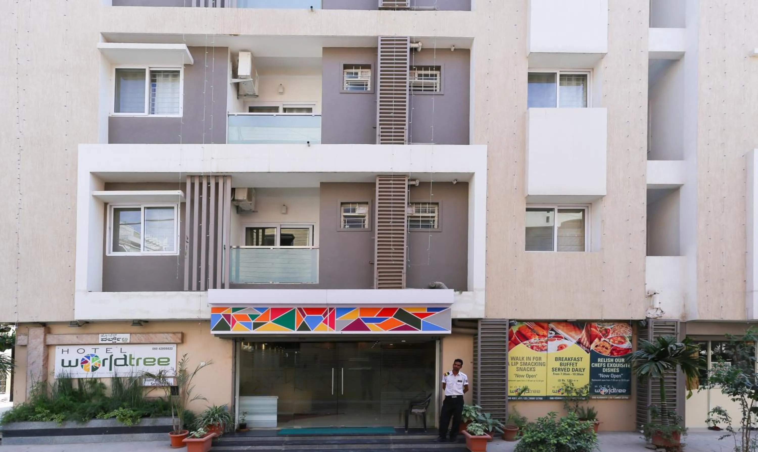 Property building in Itsy Hotels Worldtree Bellandur