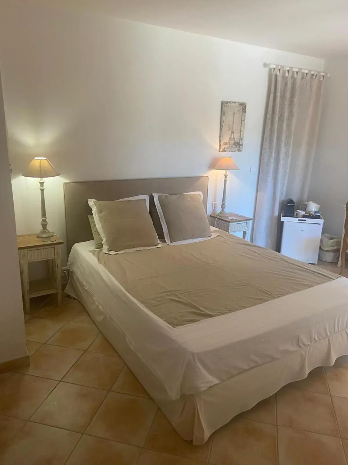 Double Room with Private Terrace in Lone Star House Double Room with Private Terrace in Lone Star House