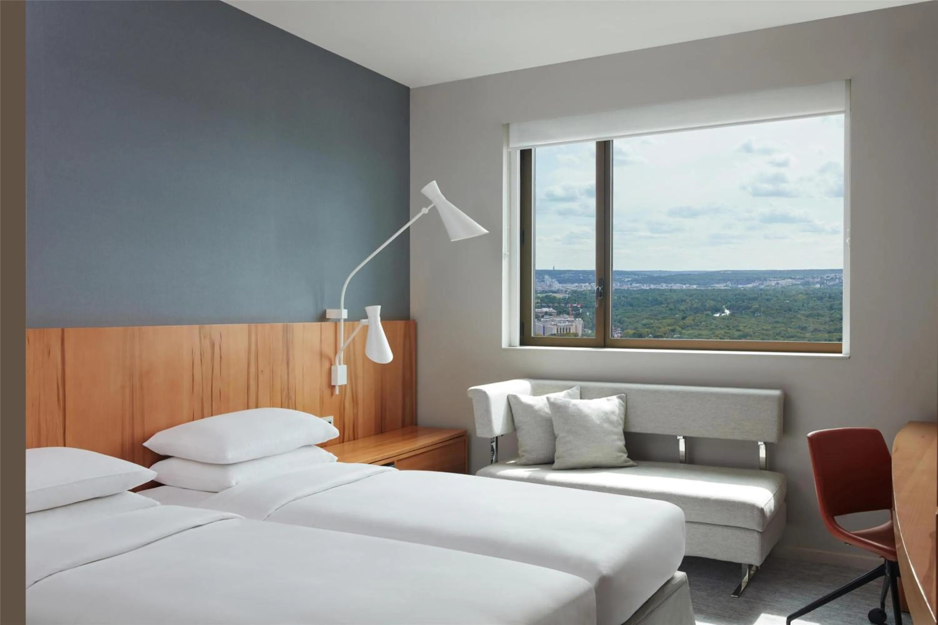 Bedroom, Bed in Hyatt Regency Paris Etoile