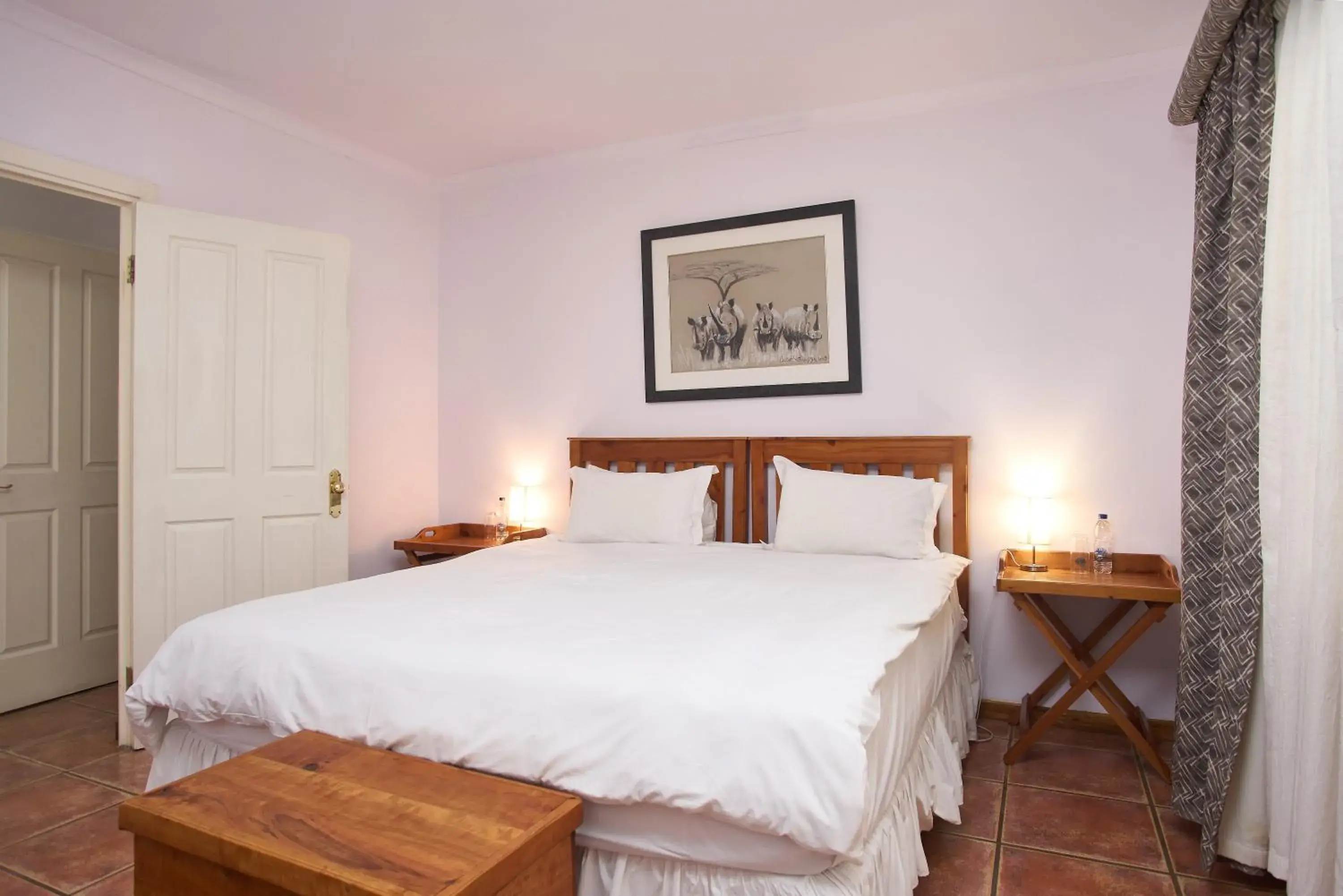 One-Bedroom Apartment in Red Mountain House One-Bedroom Apartment in Red Mountain House