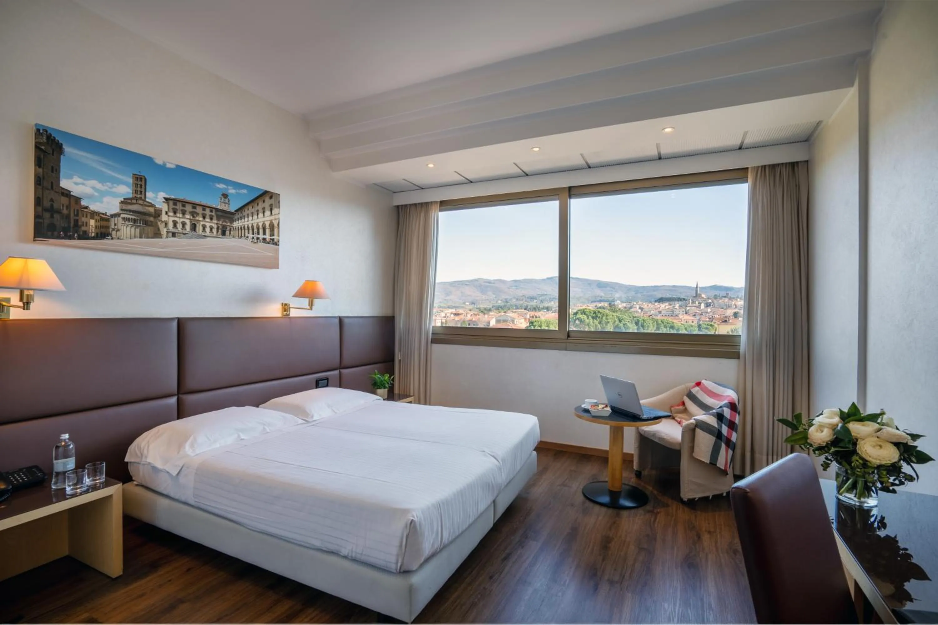 Photo of the whole room, Bed in Hotel Minerva