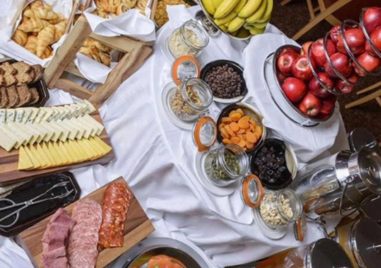 Breakfast in Dingle Benners Hotel