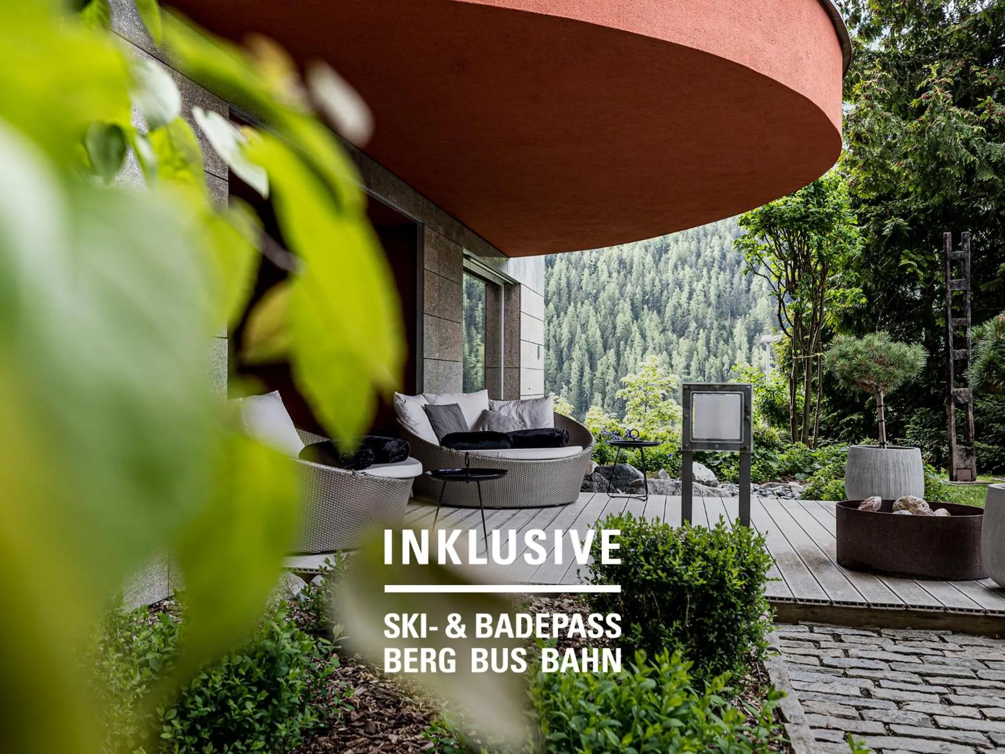 Garden in Hotel Belvedere Scuol