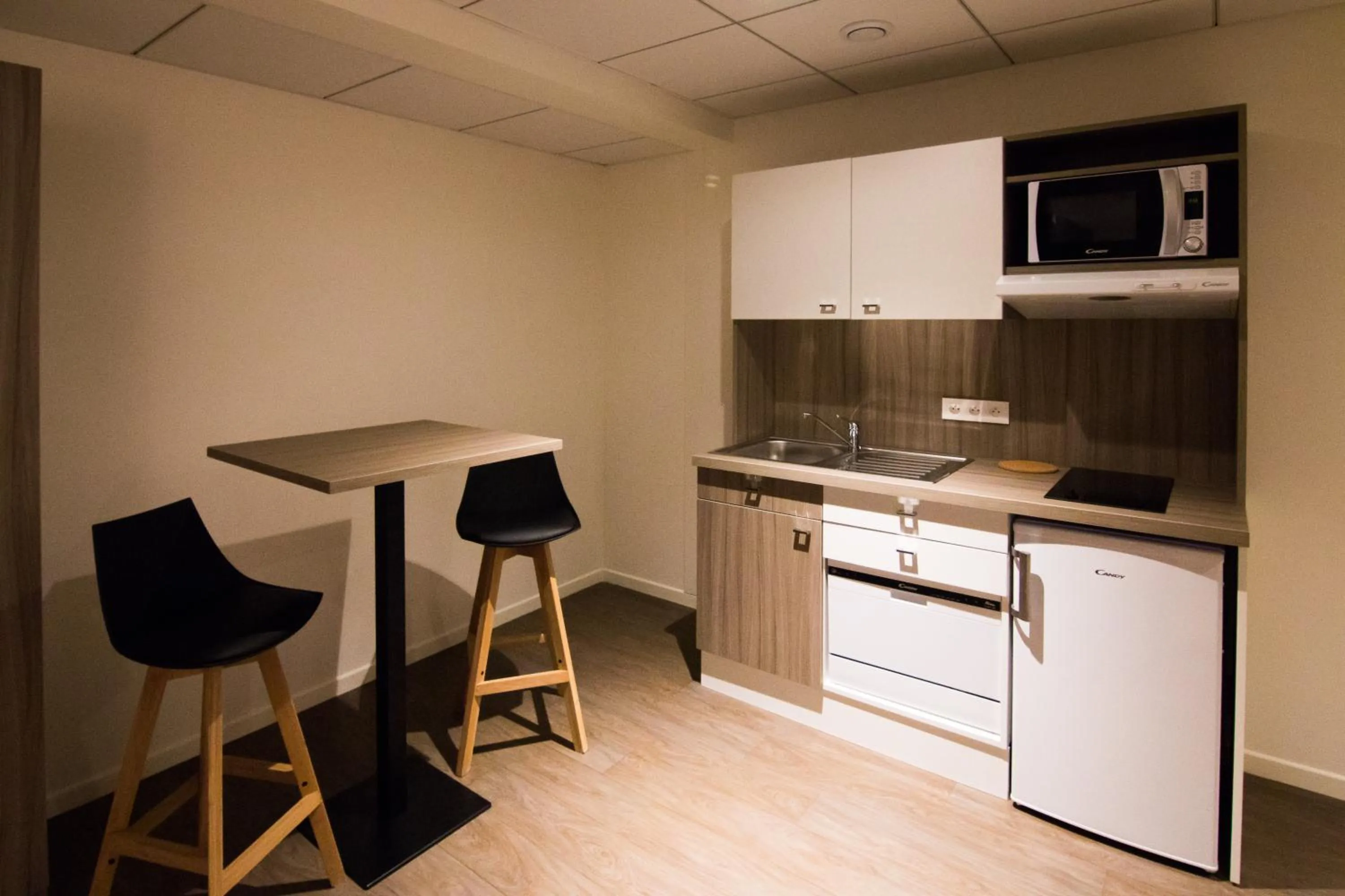 Superior Studio 2 Single Beds 1 Sofa Bed, 34 Sqm, Kitchenette in Tulip Inn Thionville Residences