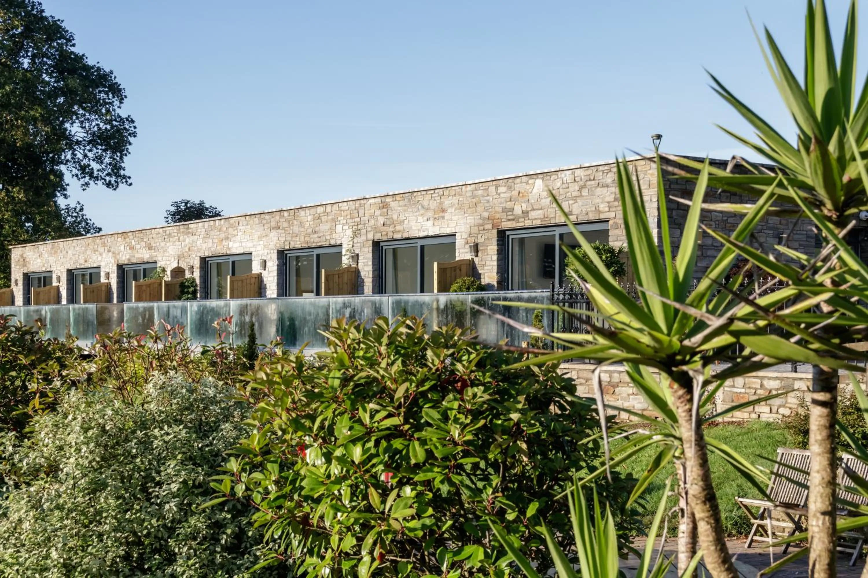 Canada Lodge and Lake