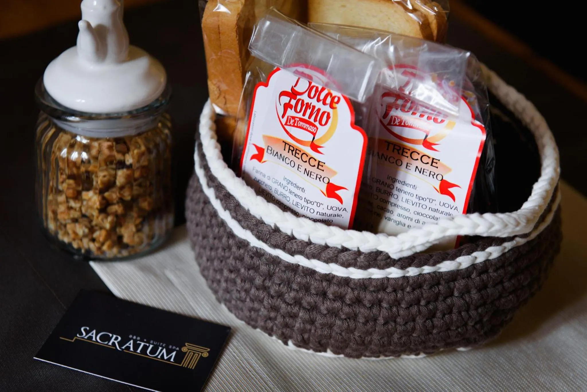 Breakfast in Sacratum B&B Suite Spa