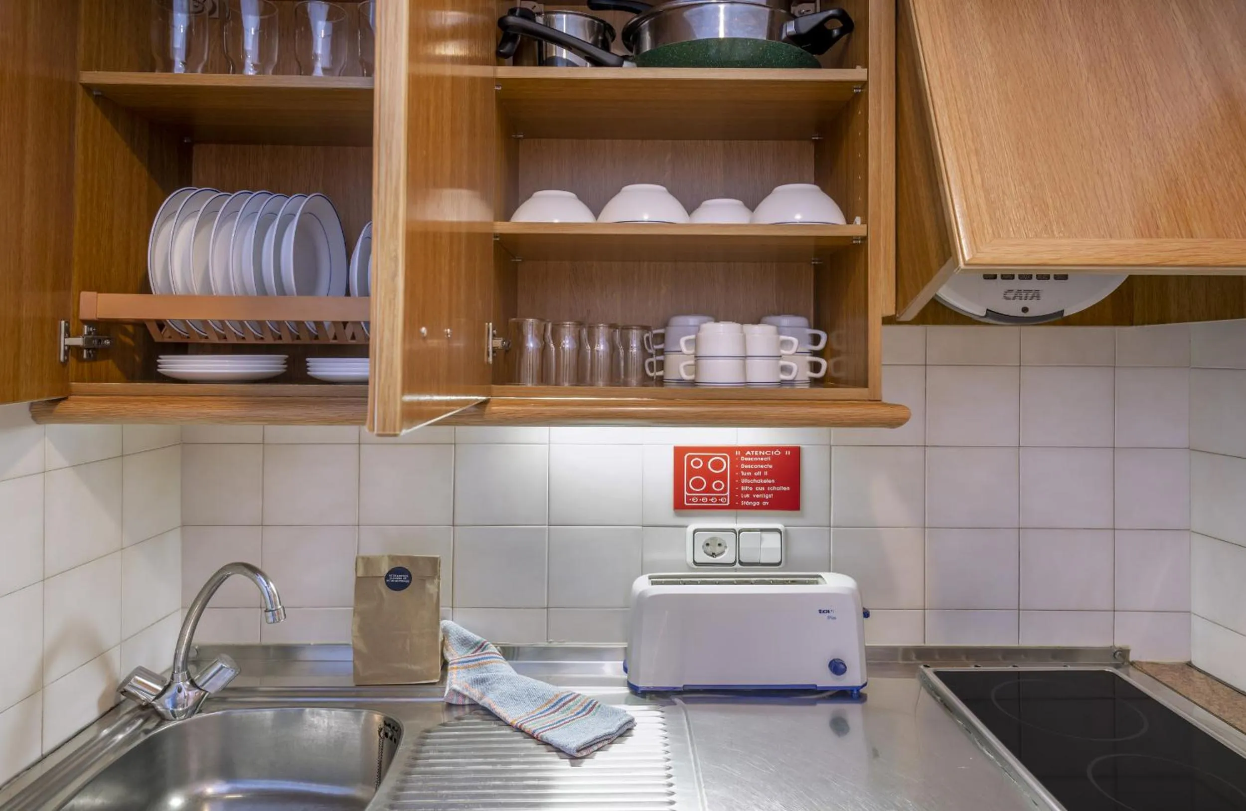 Kitchen or kitchenette in GHT Balmes, Hotel-Aparthotel&SPLASH