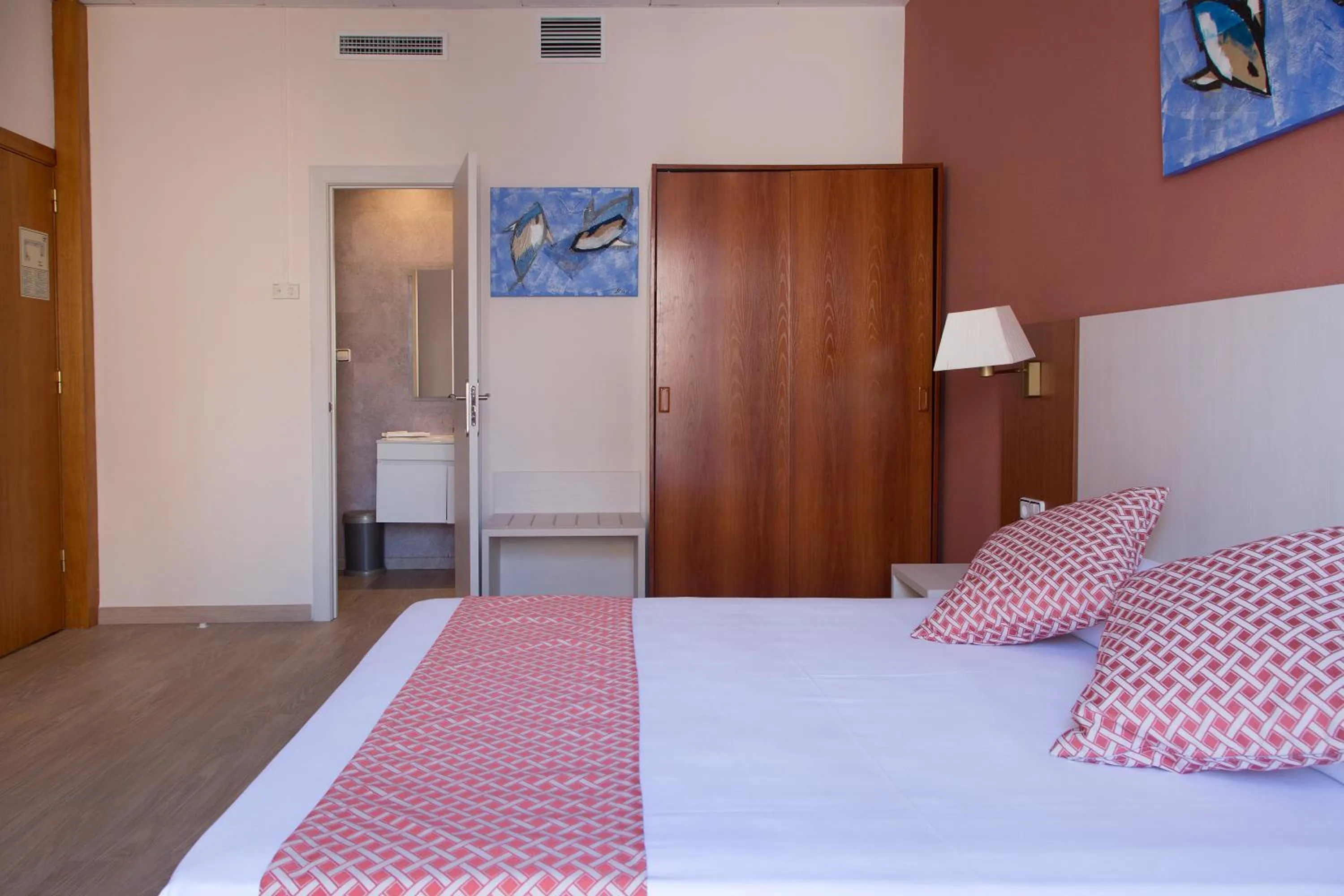 Photo of the whole room, Bed in GHT Balmes, Hotel-Aparthotel&SPLASH