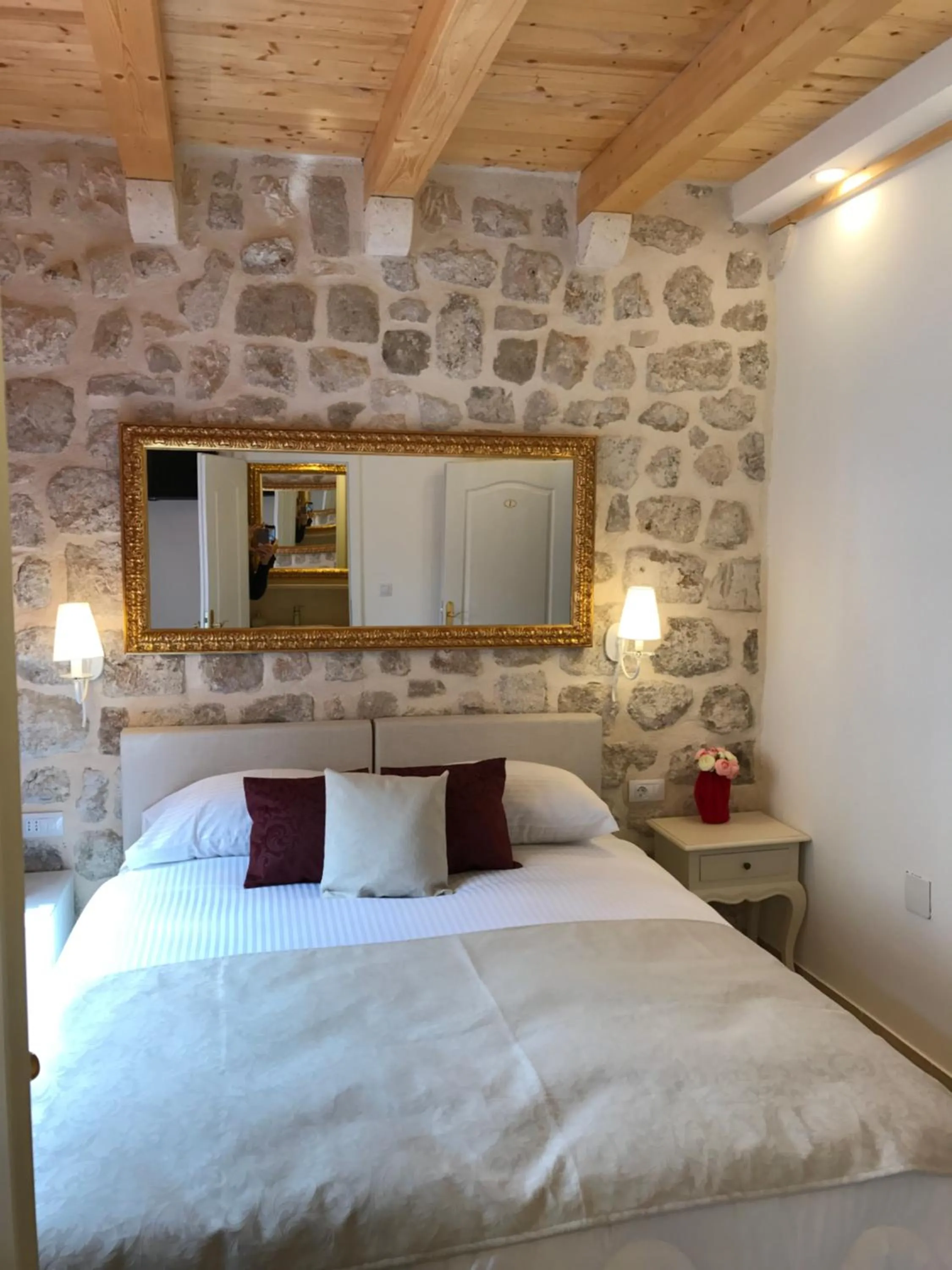 Photo of the whole room in Villa Sigurata II