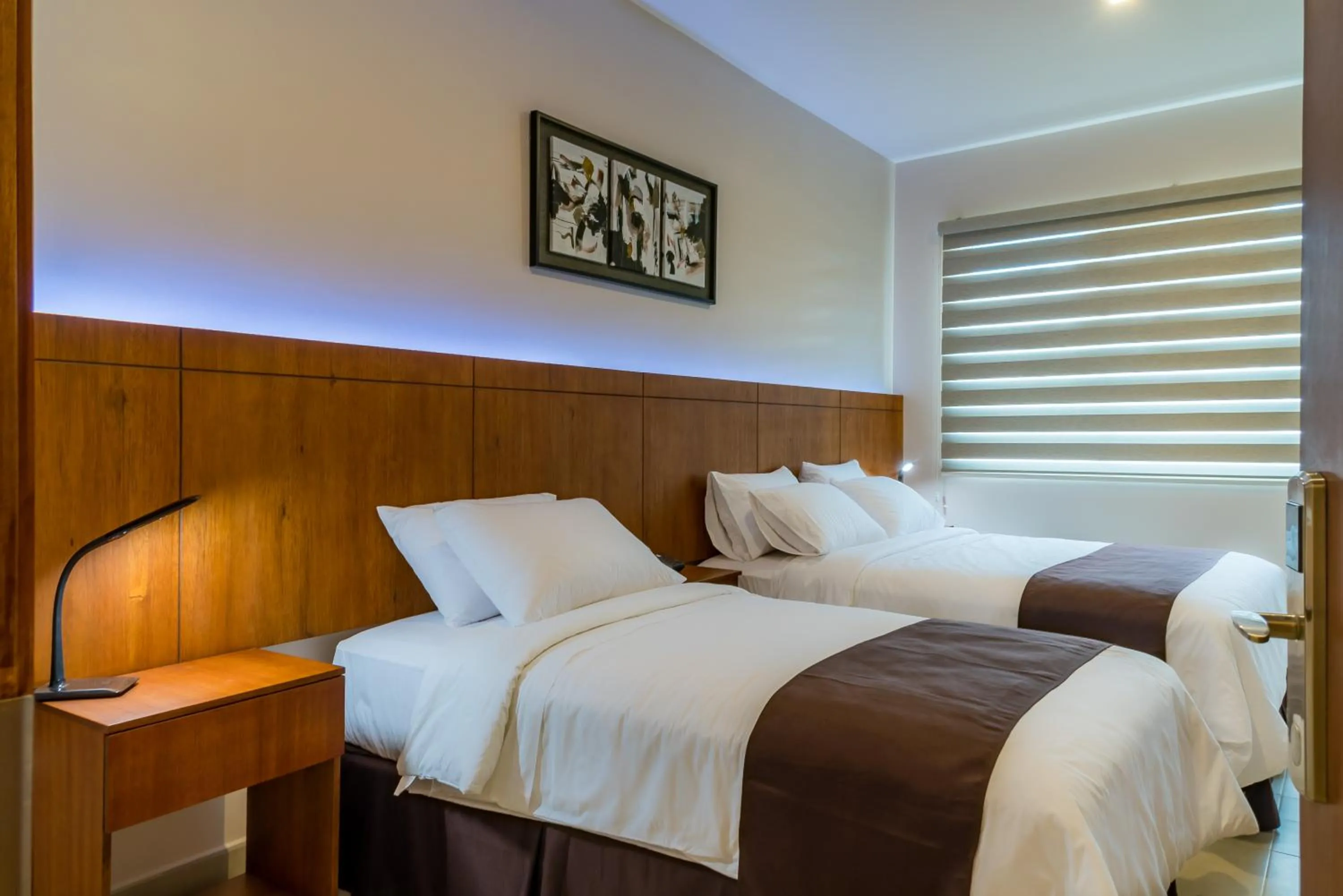 Staff, Bed in Hotel La Ría Durán