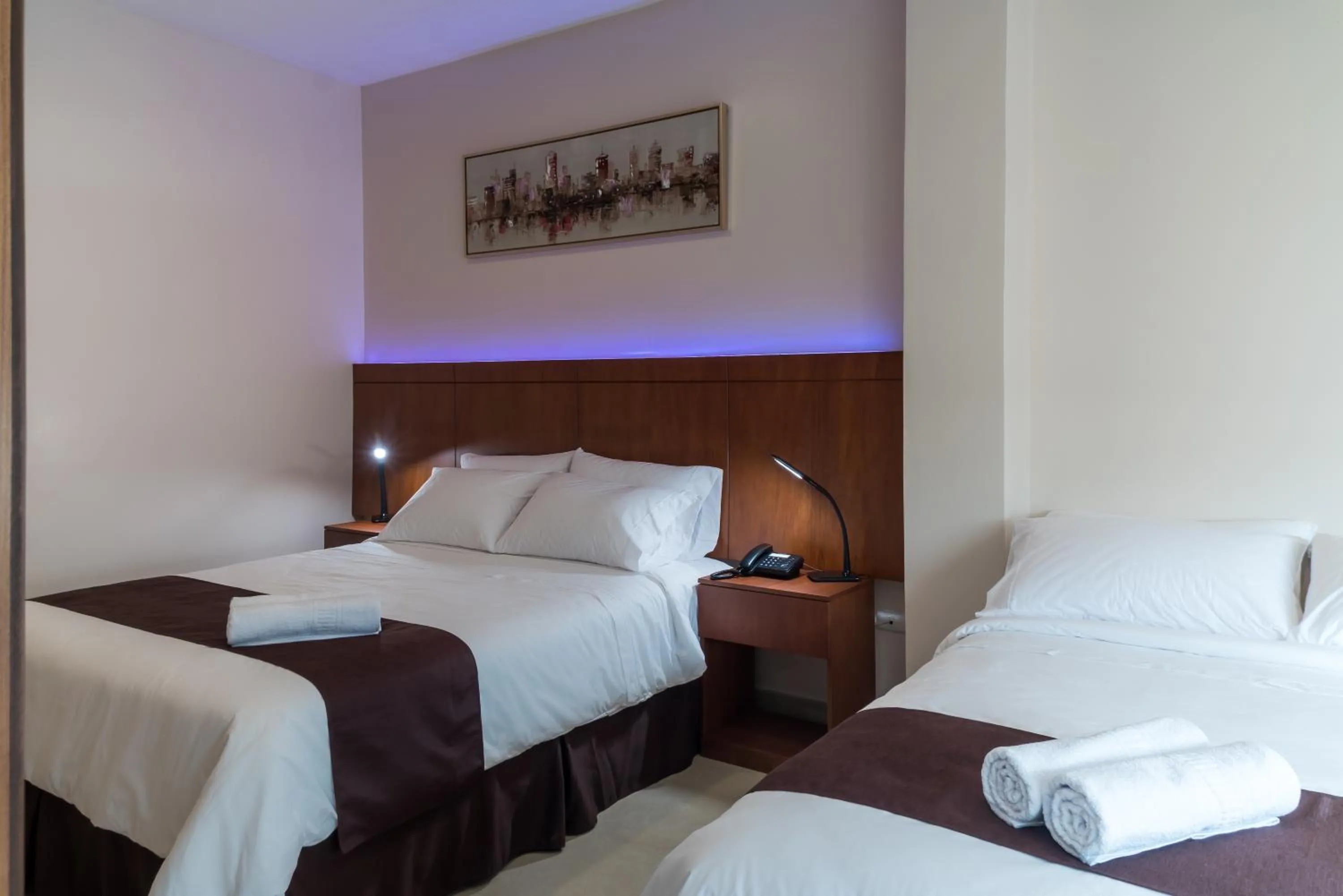 Staff, Bed in Hotel La Ría Durán