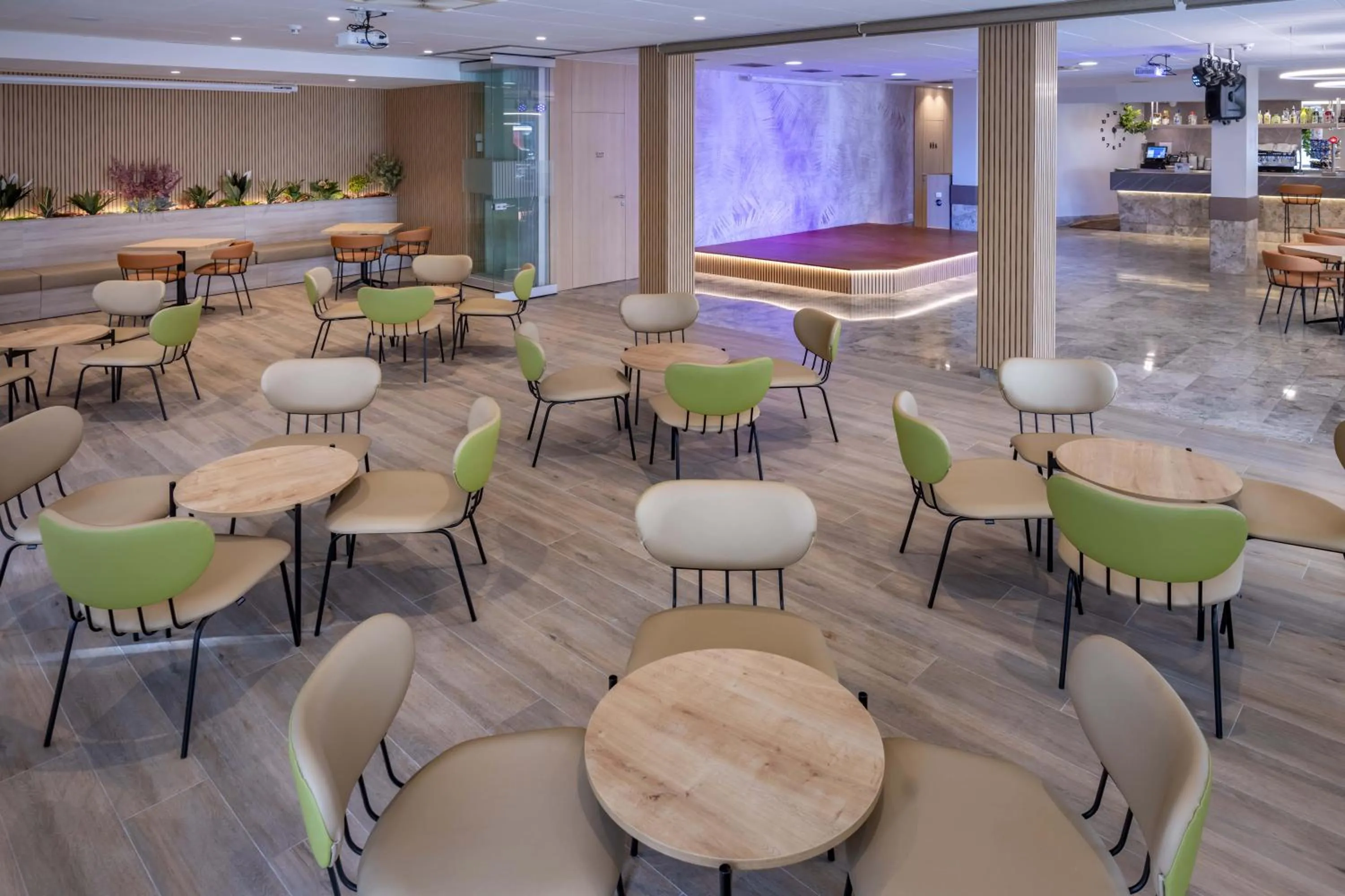 Communal lounge/ TV room in GHT Costa Brava & Spa