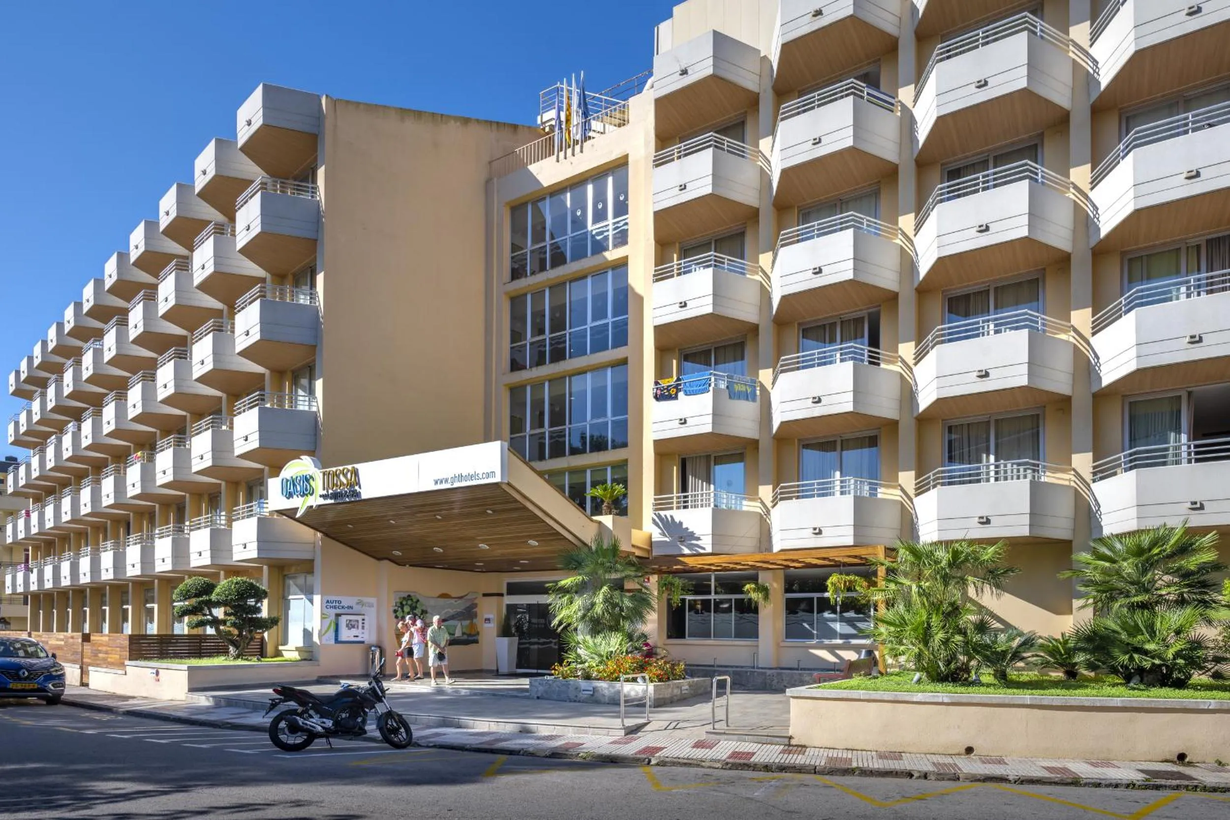 Property building in GHT Oasis Tossa & Spa