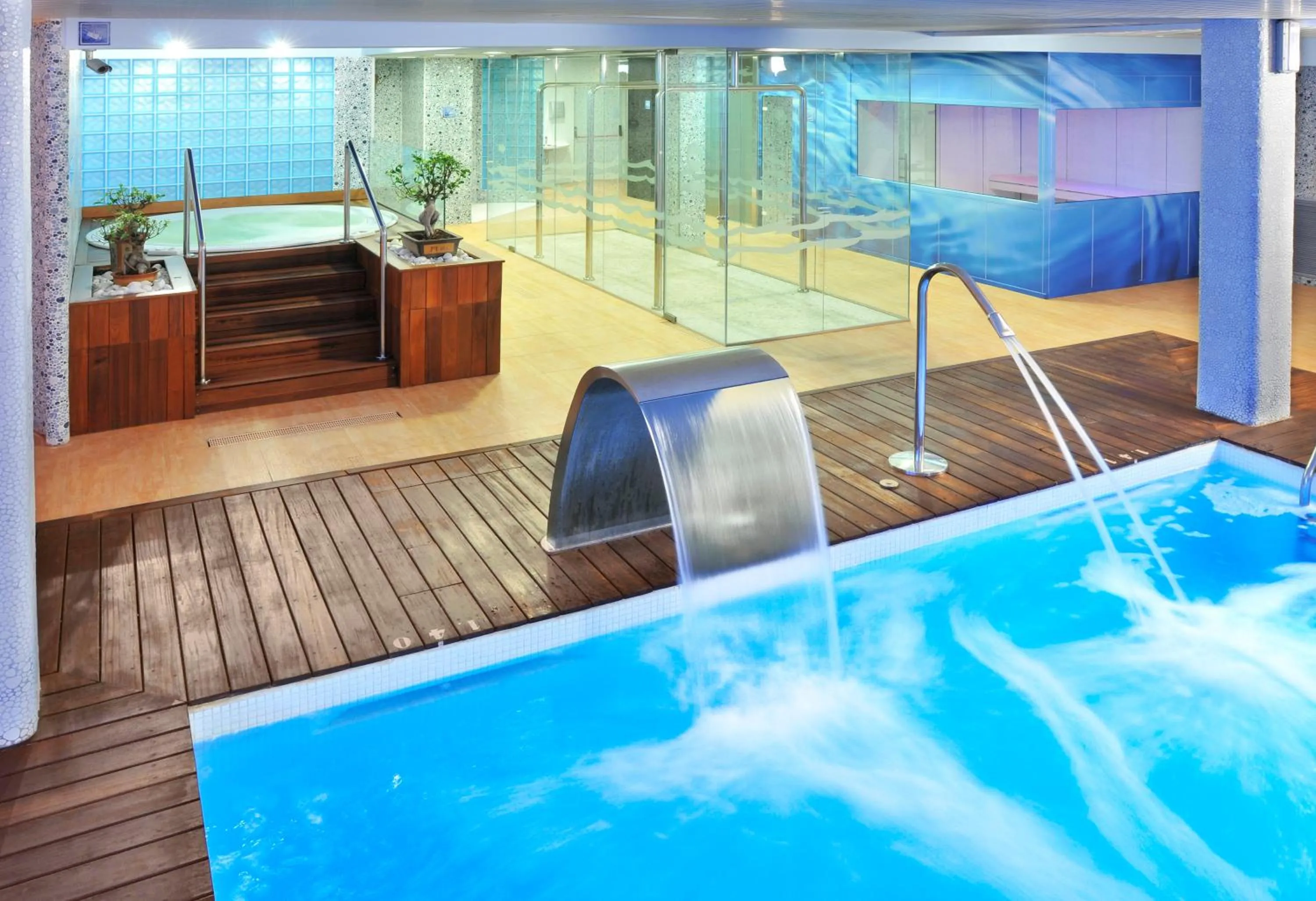 Spa and wellness centre/facilities in GHT Oasis Tossa & Spa