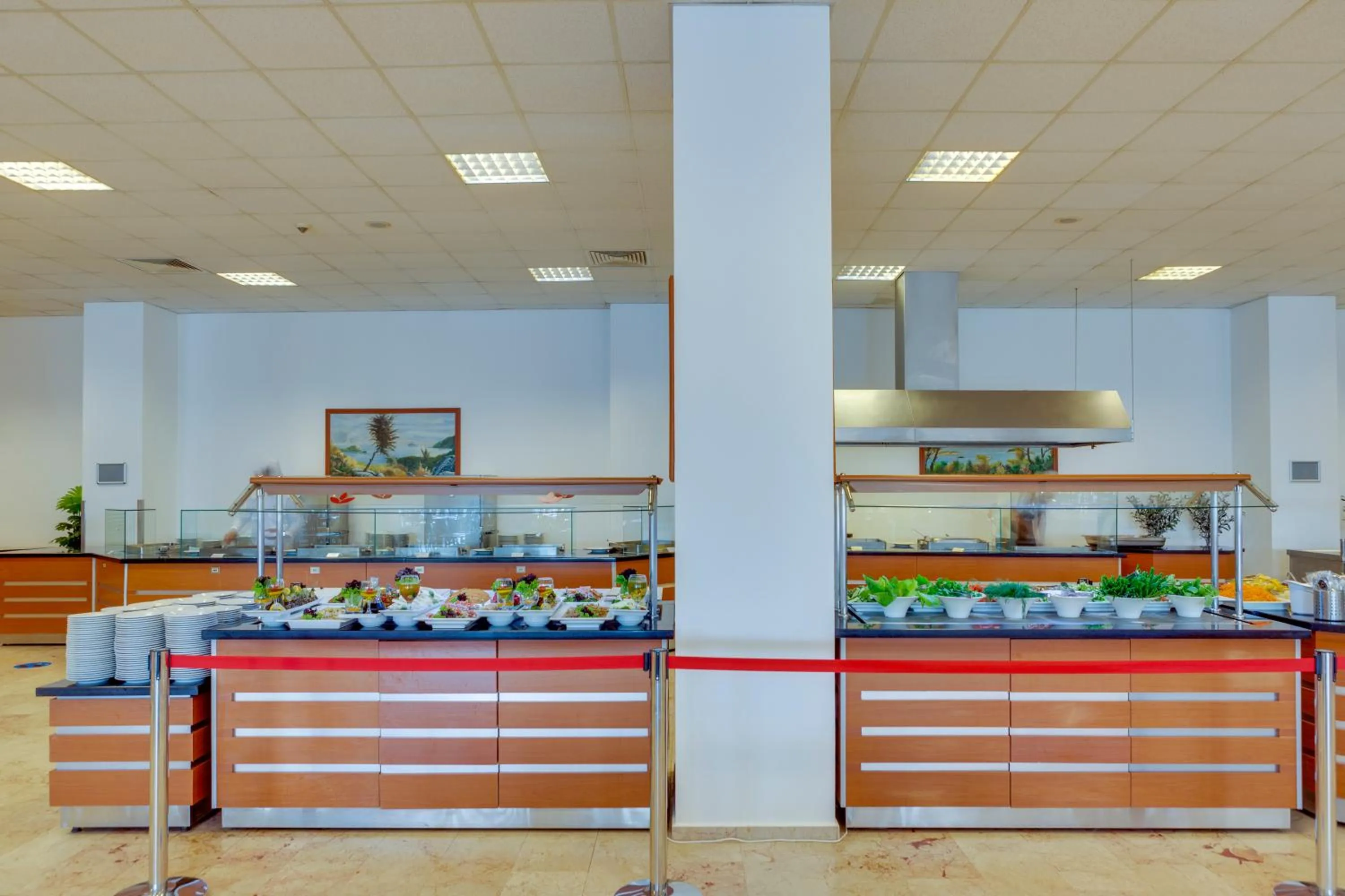 Food and drinks in Hotel Grand Efe