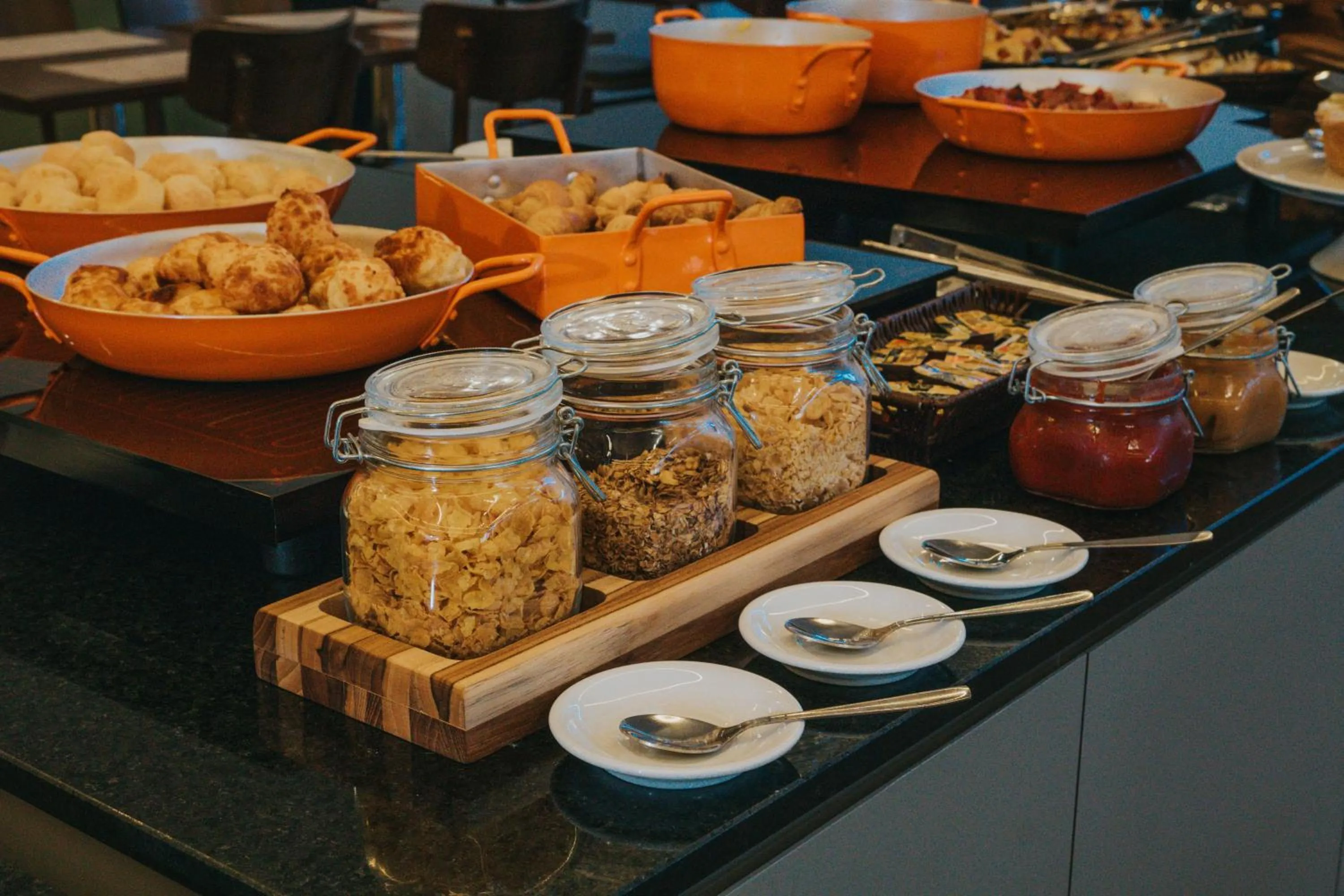 Buffet breakfast in Matiz Vilaboim Ribeirão Preto