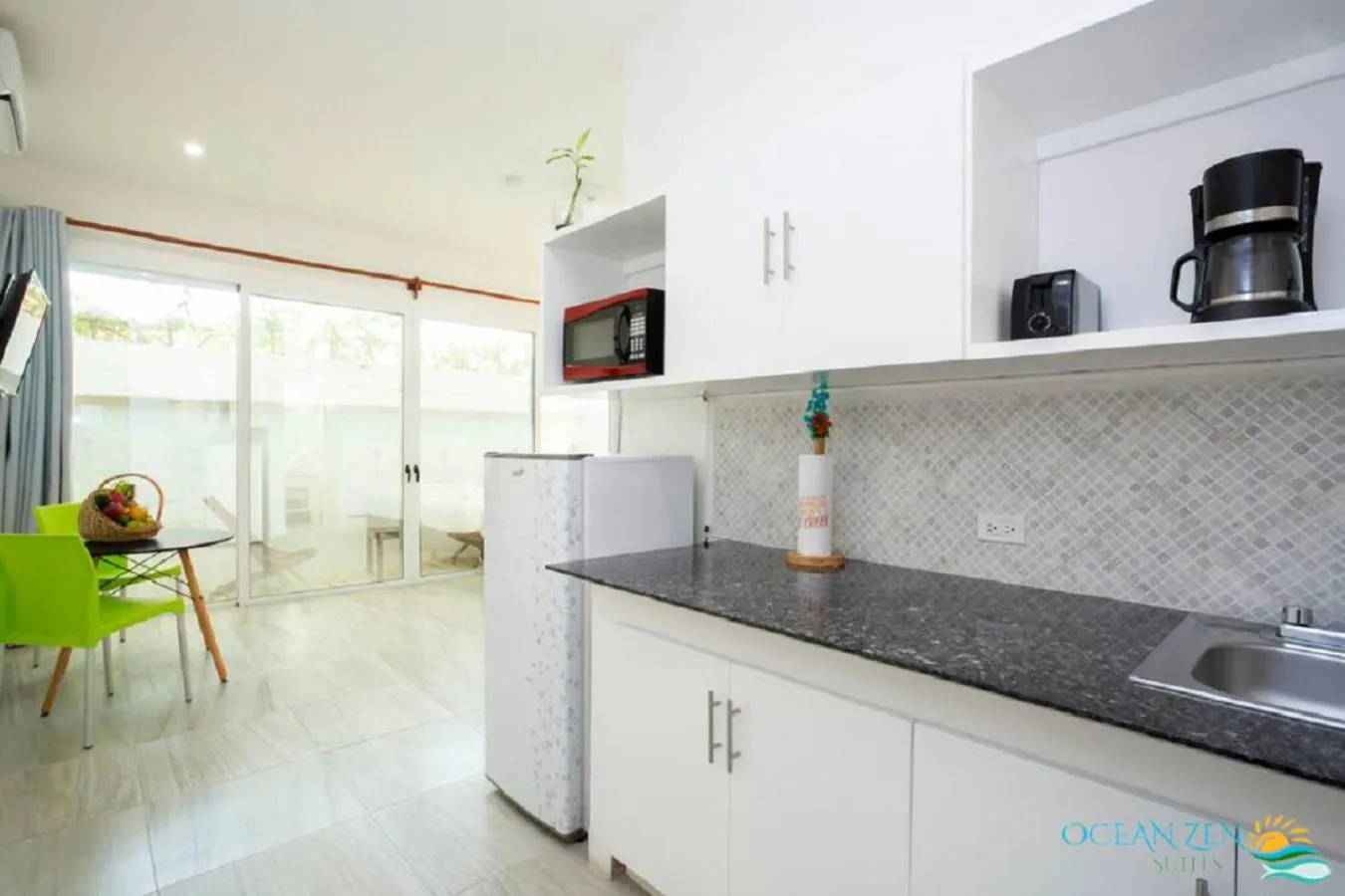 Kitchen or kitchenette in Ocean Zen Suites on 5th Avenue - Adults Only